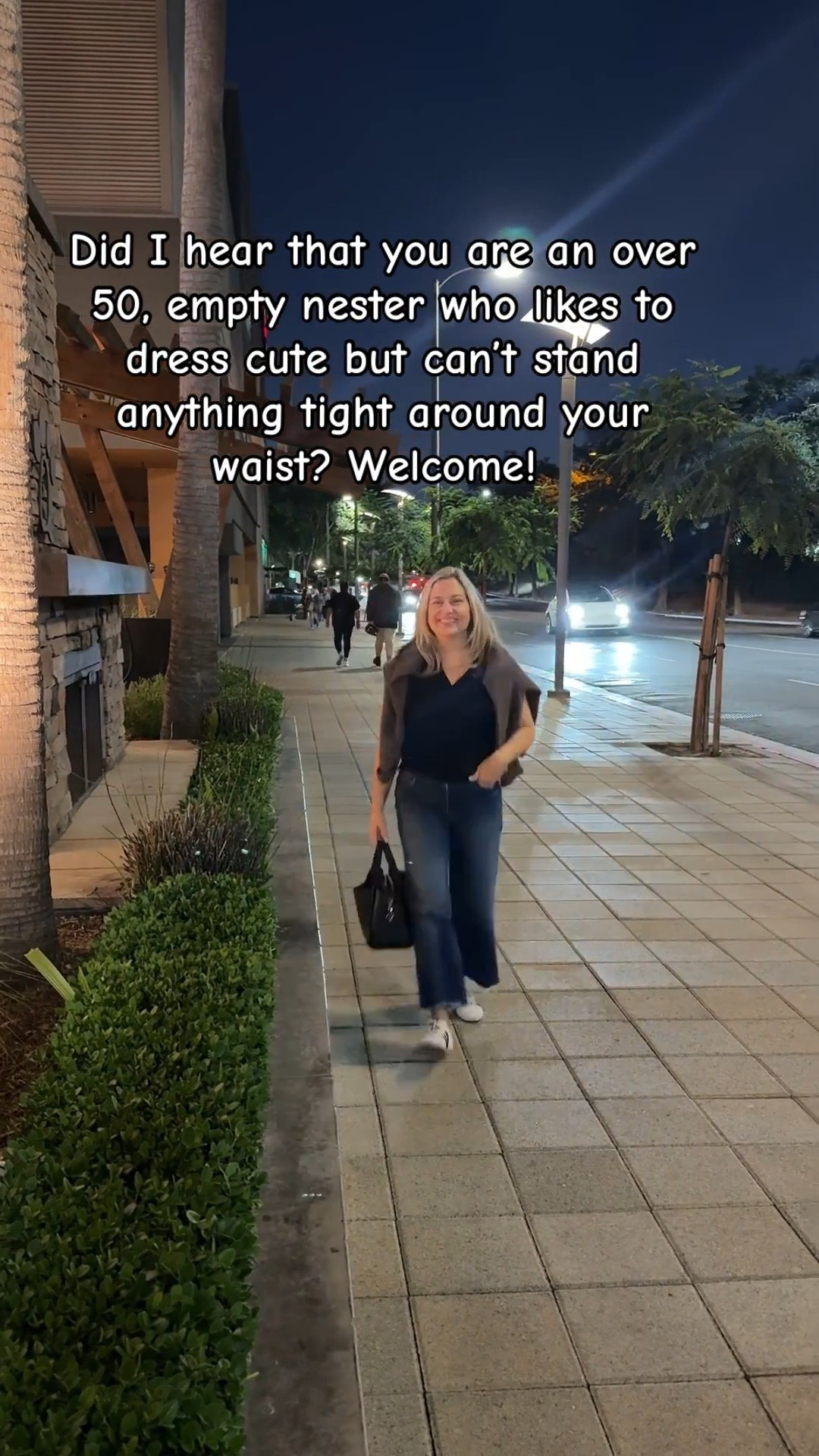 These jeans are a go to pair and work great for going out to eat. They have stretching them, but do not stretch out.  They are not tight around the waist at all. The Meg is a great jeans in any color, I’m wearing 2p   Wear them with a cute top and cashmere sweater & you are good to go! 