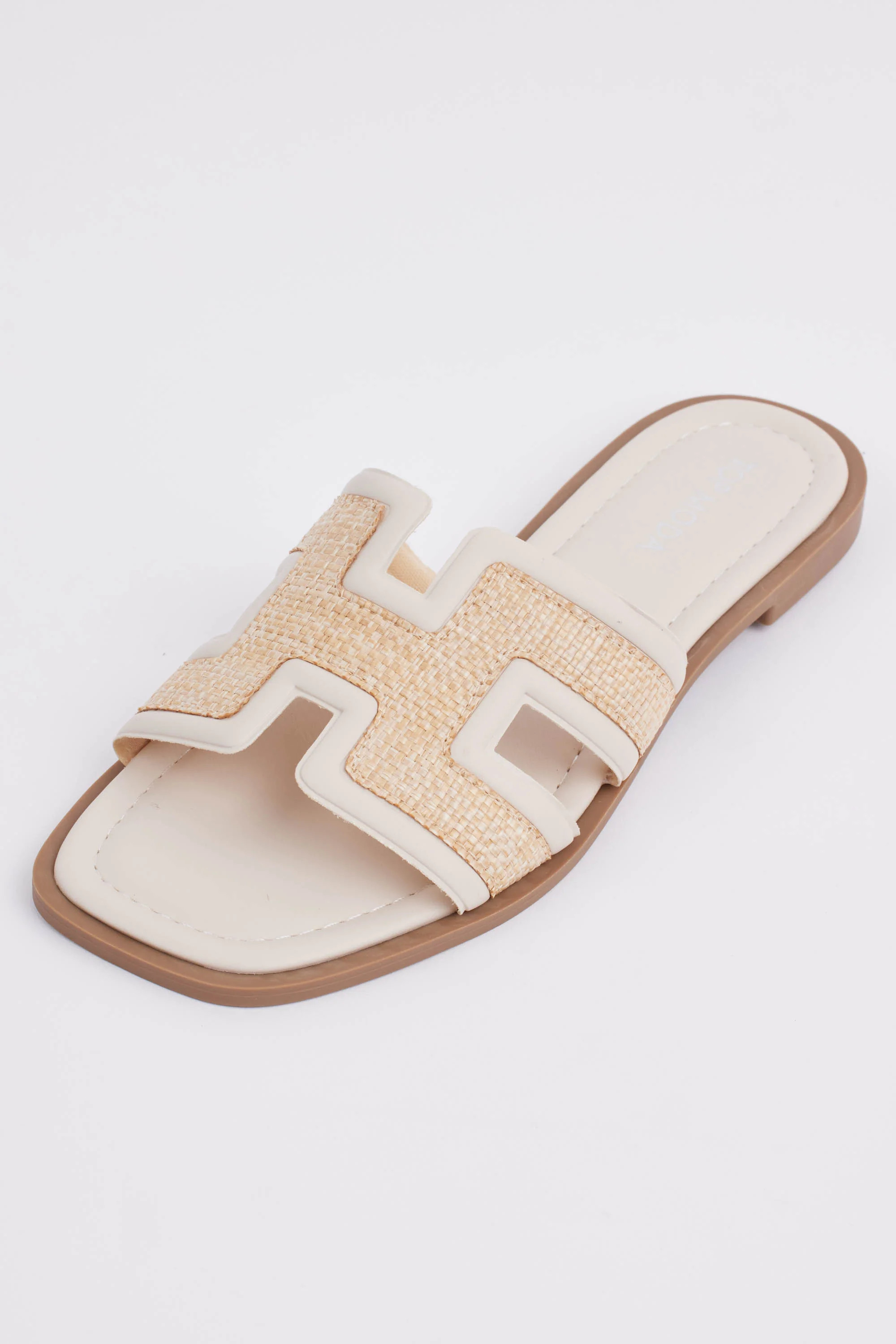 Hensley Sandals- Cream | Avara