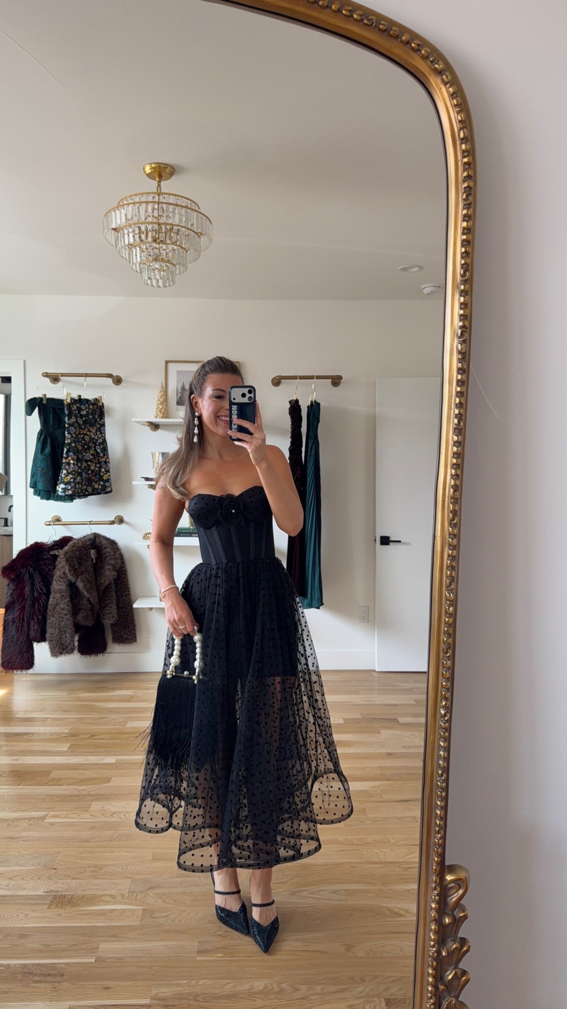 Black lace polka dot midi wedding guest dress

Vici code: emerson30

Sized down in this dress

Wedding guest
Formal event
Black tie
Lace
Tulle
Polka dot
Corset
Special occasion 

#LTKSeasonal #LTKHoliday #LTKWedding