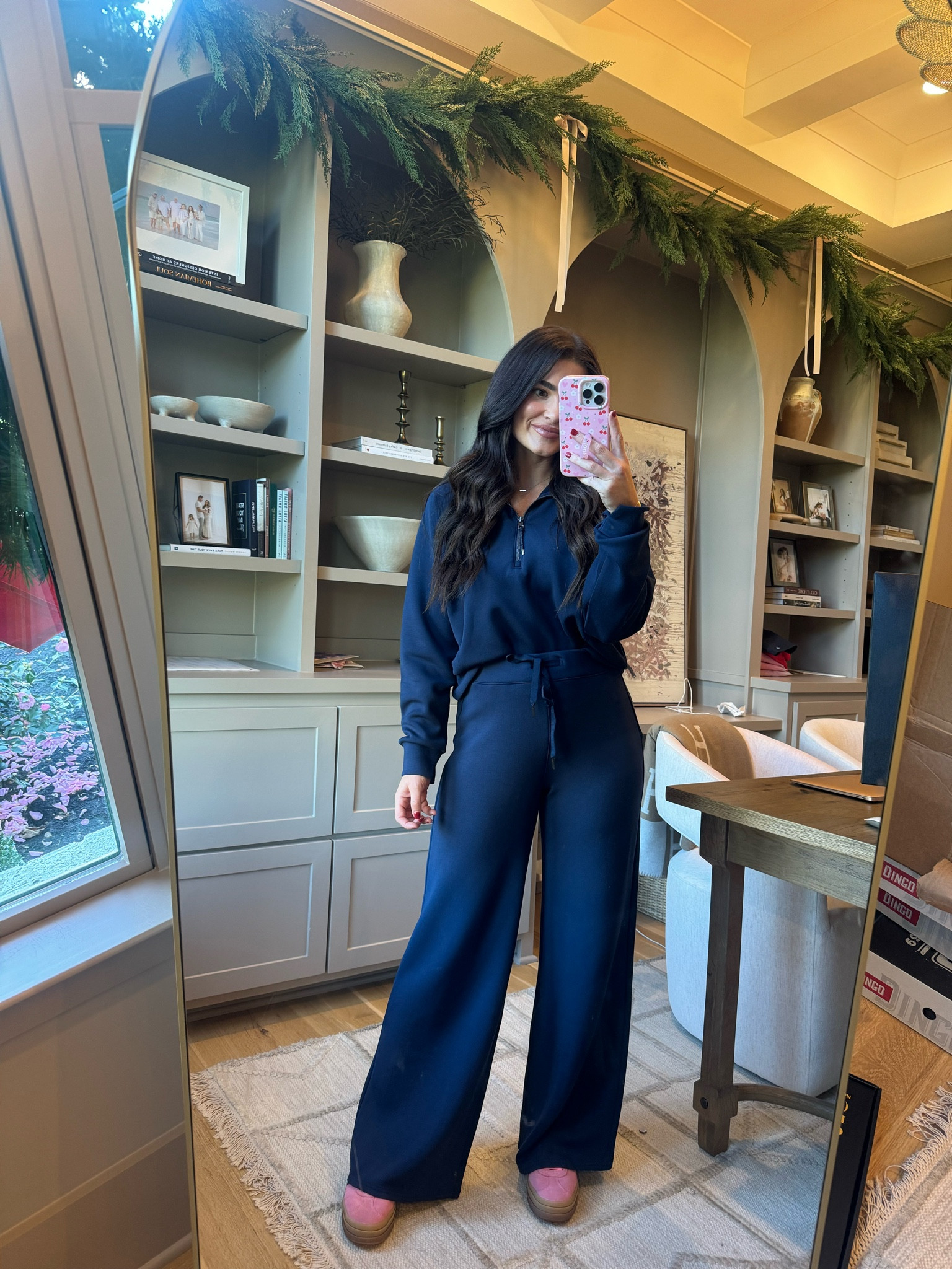 @spanx the coziest set! Wearing size medium! #spanxpartner

everything is 30% off right now! also use code EXTRA10 for an additional 10% off, on top of the sitewide sale