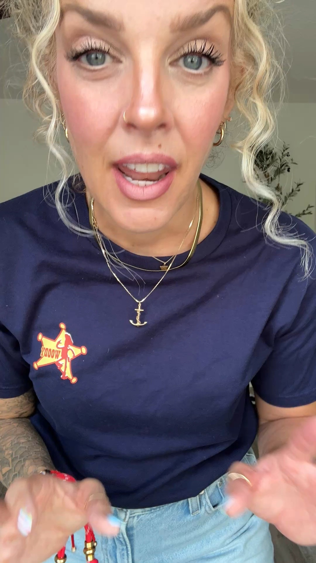 Jean shorts with no gap 🤯 Levi’s Jean shorts from Target. Cinched waist.

#LTKOver40 #LTKgrwm #LTKootd