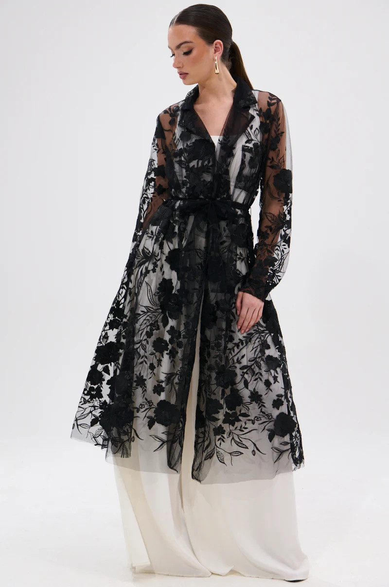 IN BLOOM SHEER TRENCH IN BLACK | AKIRA