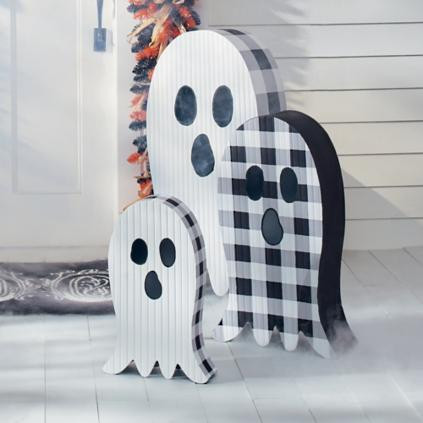 Farmhouse Ghosts, Set of Three | Grandin Road