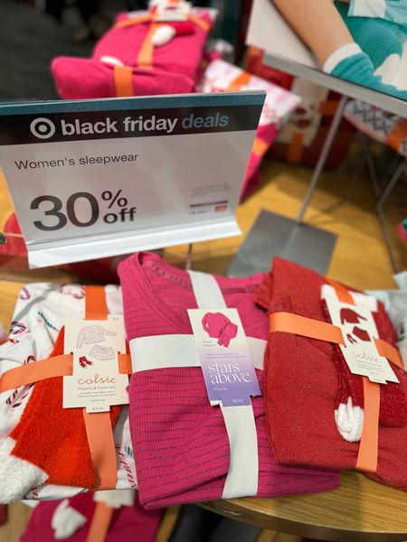 Target Black Friday deal ✨🎁🎀

Matching family, pajamas, pajama set, stars above, target, PJs, stocking stuffer 

#LTKHoliday #LTKCyberWeek #LTKGiftGuide