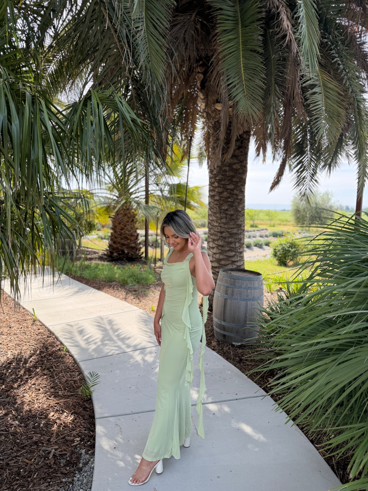 Spring wedding guest dress/ birthday dress 

Amazon finds, green dress, pastel dress 