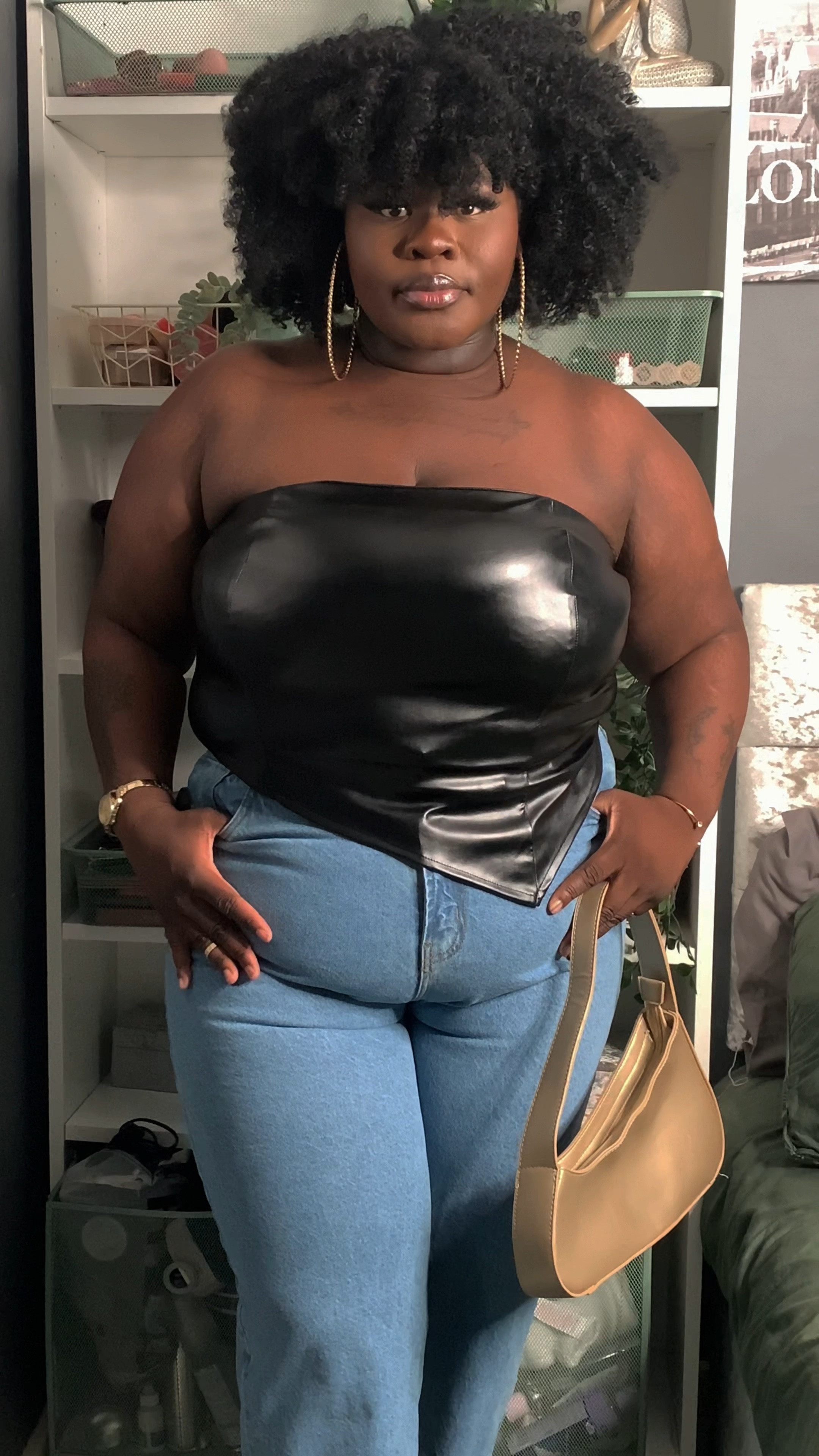 THIS OR THAT ( SOLO CINEMA EDITION ) 
🫶🏿

I ended up going with the black set but which one was your favourite ? 


As a big girl I often refuse to wear sleeveless tops as I am not comfortable with my arms but lately I been letting myself free from my insecurities and it has been great 🥹

#plussize #plussizefashion #boohoo 

#LTKeurope #LTKstyletip #LTKcurves
