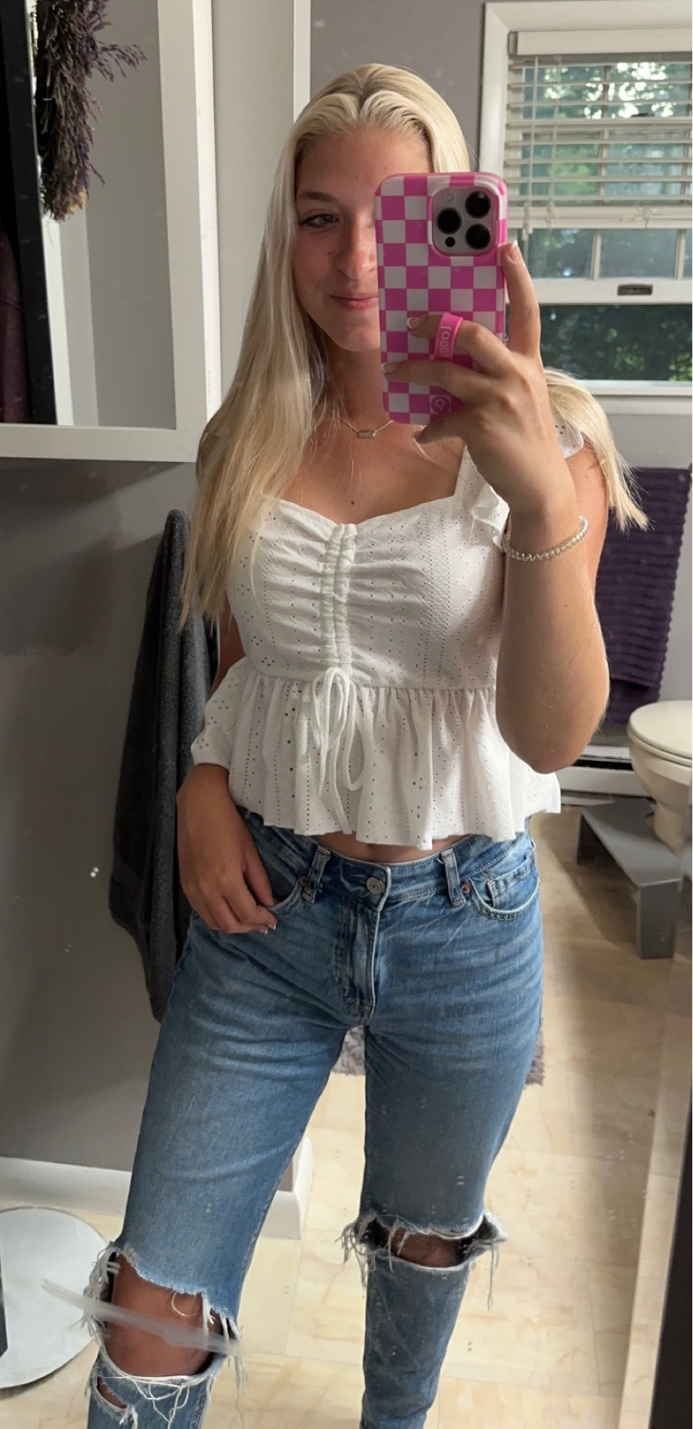 First day of college outfit! 🤍
#americaneaglejeans #SHEIN

#LTKstyletip #LTKBacktoSchool #LTKFind