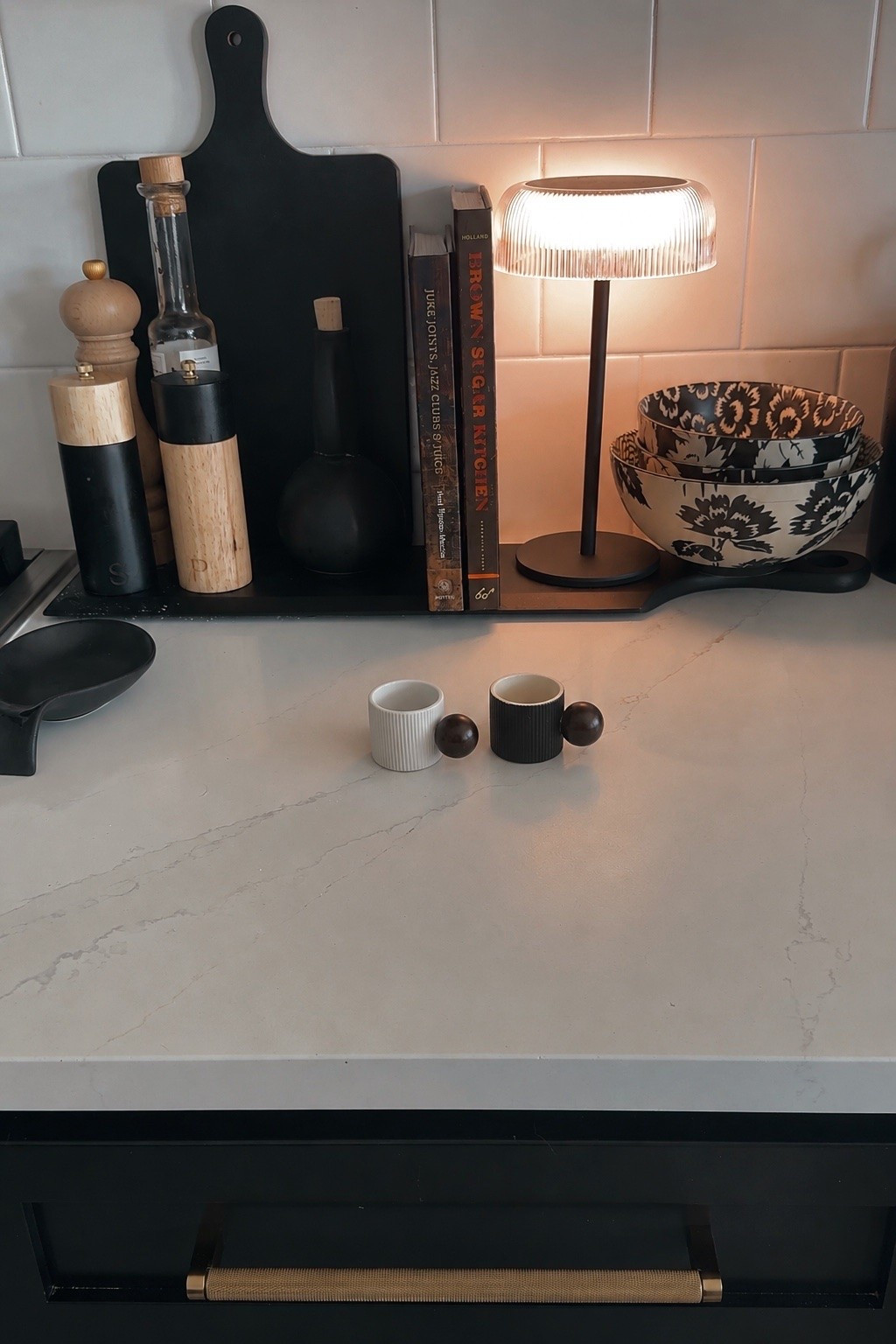 Tiny cups, major kitchen moment ☕️🤎 These 2” espresso mugs are the cutest little addition to my coffee setup—love the ribbed finish and oversized wood ball handles

LTKHome #LTKKitchen #CoffeeBar #EspressoCups #KitchenFinds #ModernHome #NeutralHome #AmazonHome

#LTKHome #LTKfoodie
