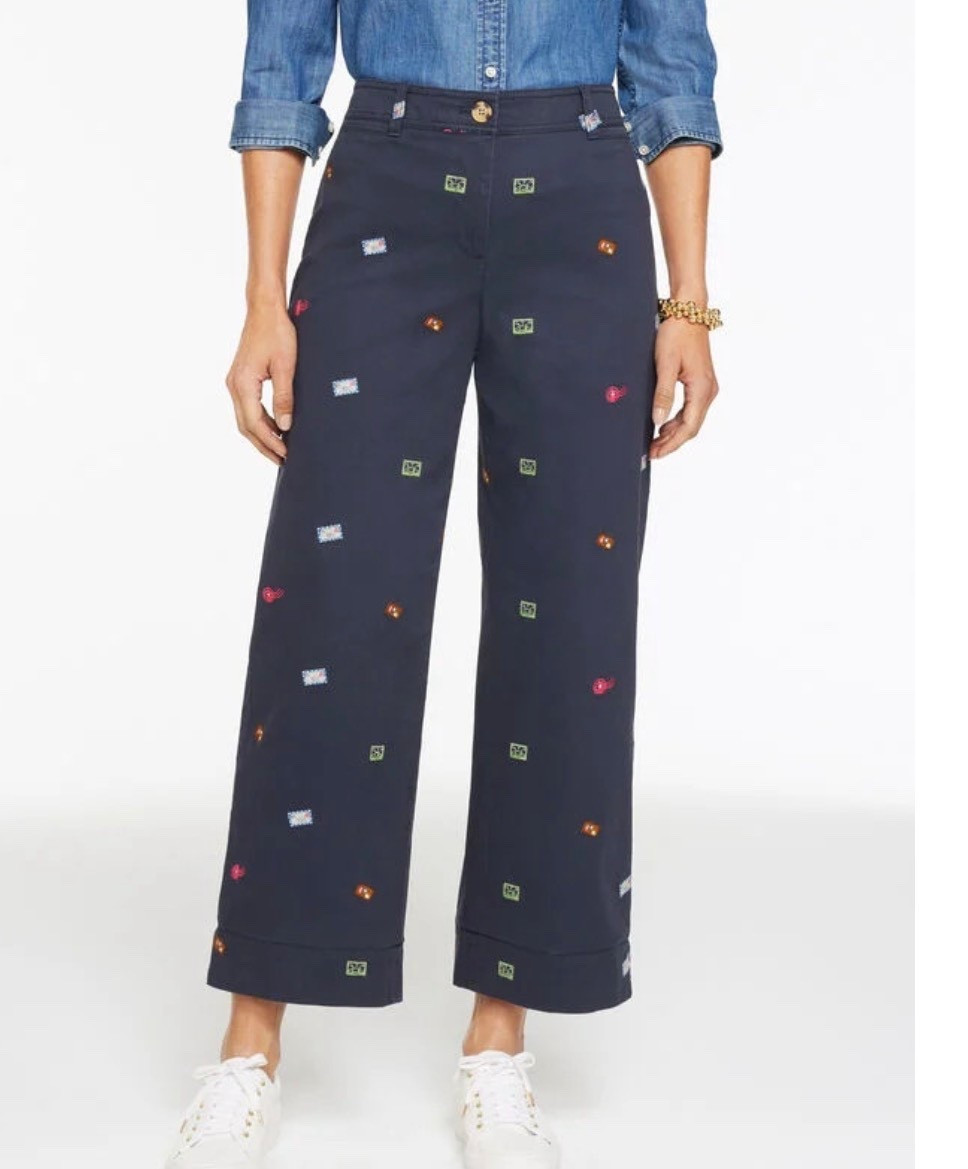 Everybody should have a pair of fun pants in their wardrobe! 