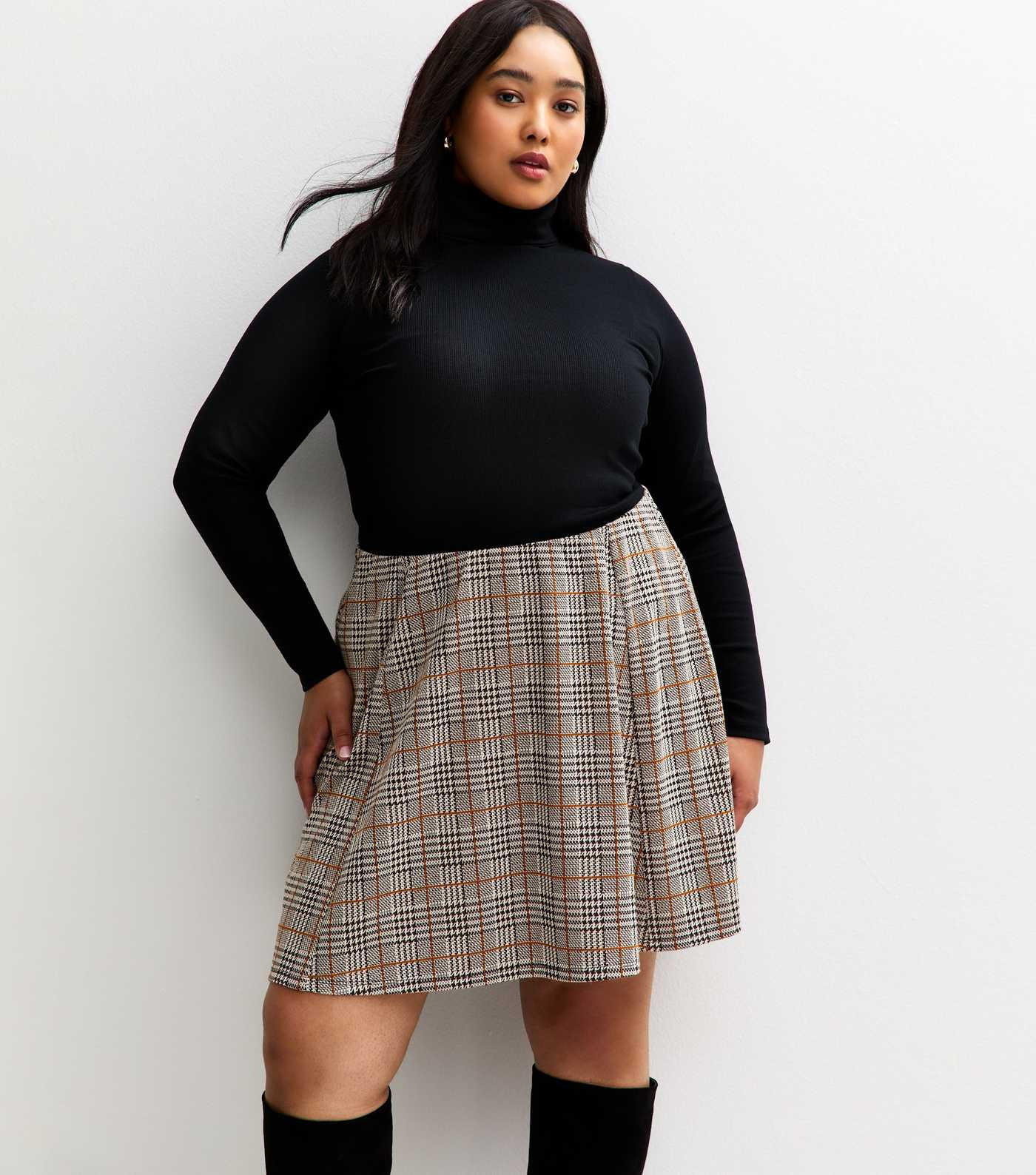 Curves Brown Checked Mini Skirt | New Look | New Look (UK)