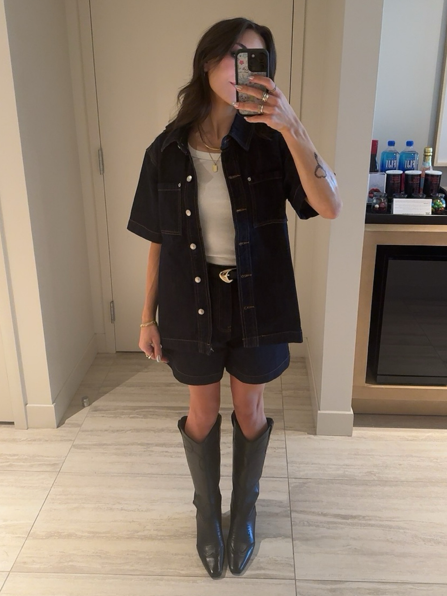 The perfect transitional summer to fall outfit 💙👖👢⭐️

Obsessed with this set & these boots! Also wearing one of my all time favorites tanks that I’ve talked about before 🤍

Belts with unique hardware will continue to be very on trend for fall fashion & this one is super affordable & high quality ✨

#LTKfindsunder50 #LTKfindsunder100 #LTKsalealert