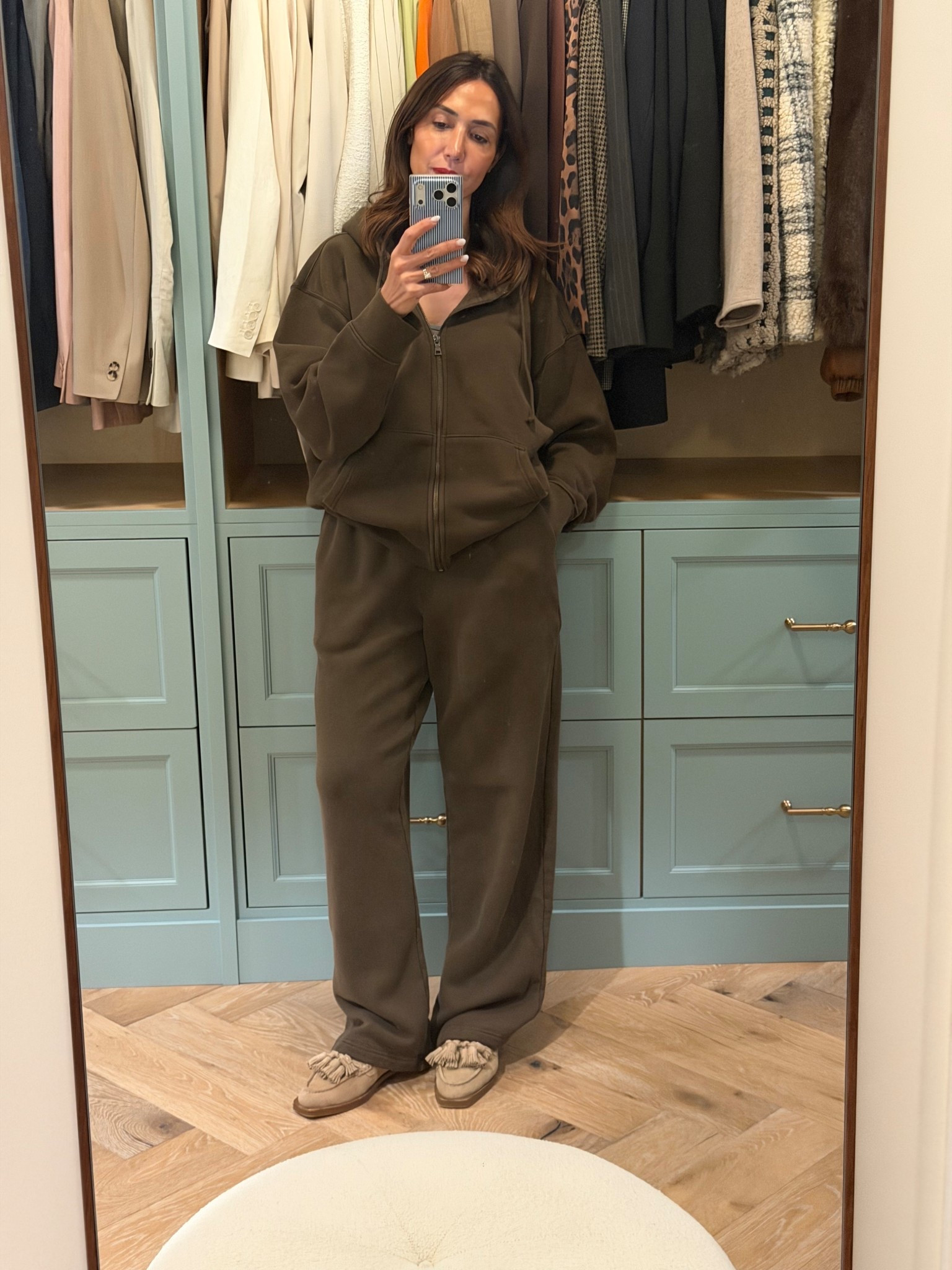 Elwood set 

#LTKSeasonal #LTKSaleAlert #LTKActive