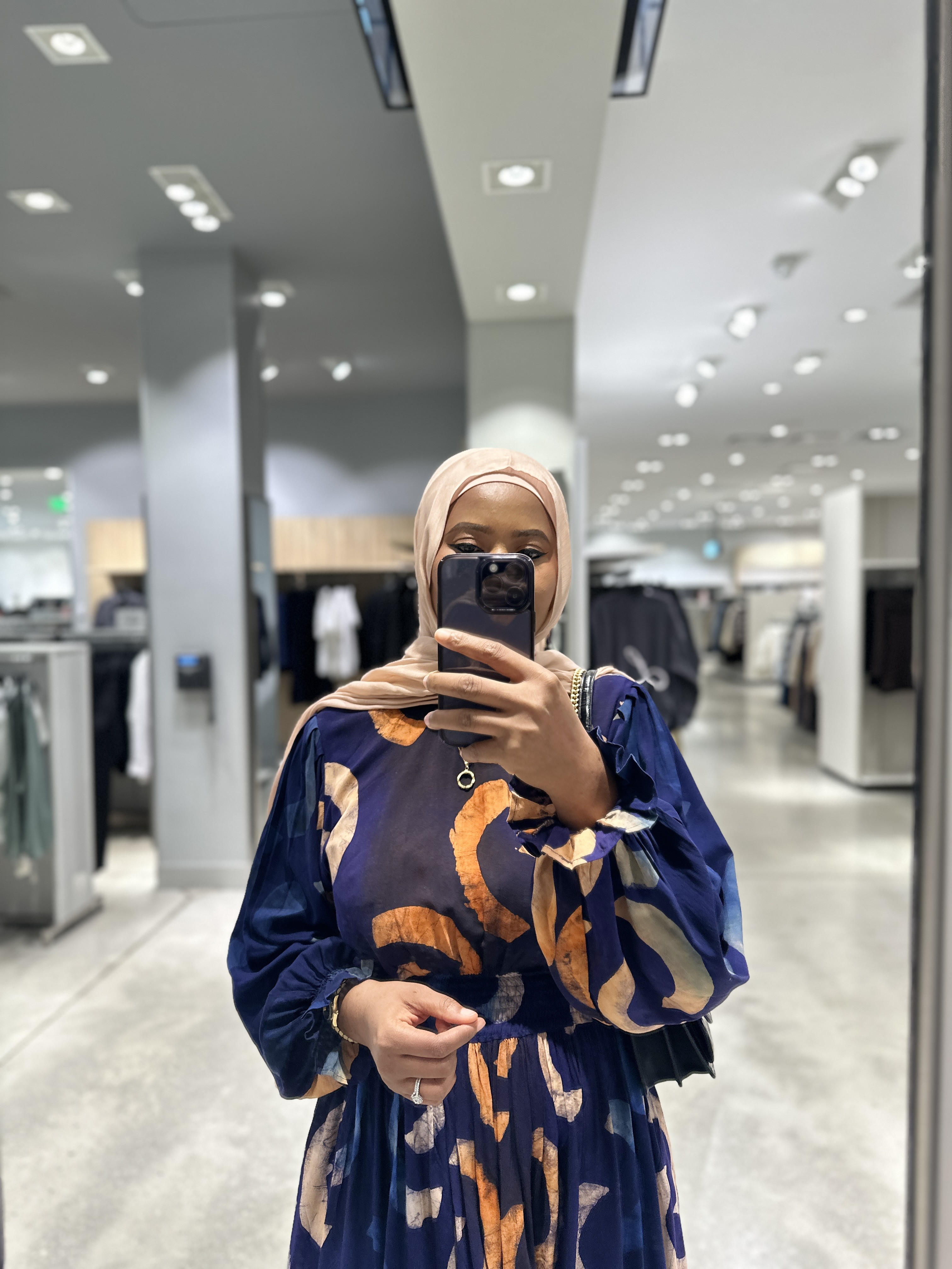 Fall dress Inspiration 
#adire #africanprint #falldress

#LTKU #LTKStyleTip #LTKParties