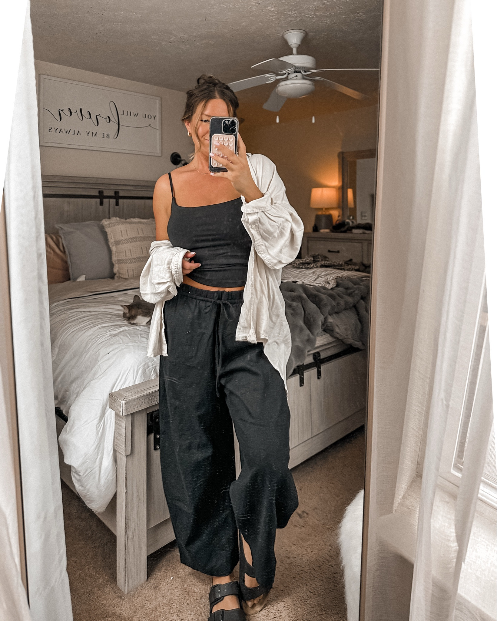 The only barrel pants you’ll need this spring + summer ✨ I’m wearing the Abercrombie linen barrel pants, but linked a similar poplin barrel pants. 

#LTKSaleAlert #LTKStyleTip #LTKSpringSale