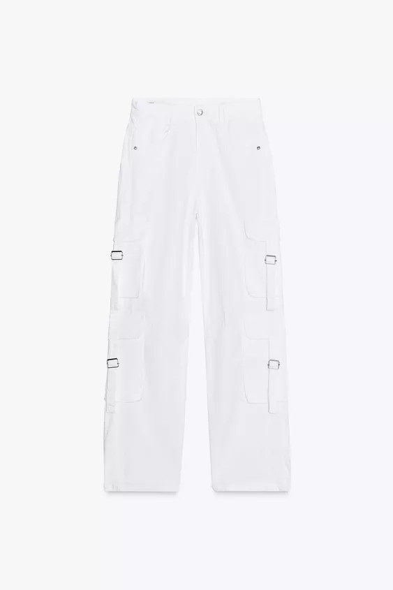 Mid-rise pants with front pockets, and patch pockets at legs and back. Belt loops at waistband an... | Zara US