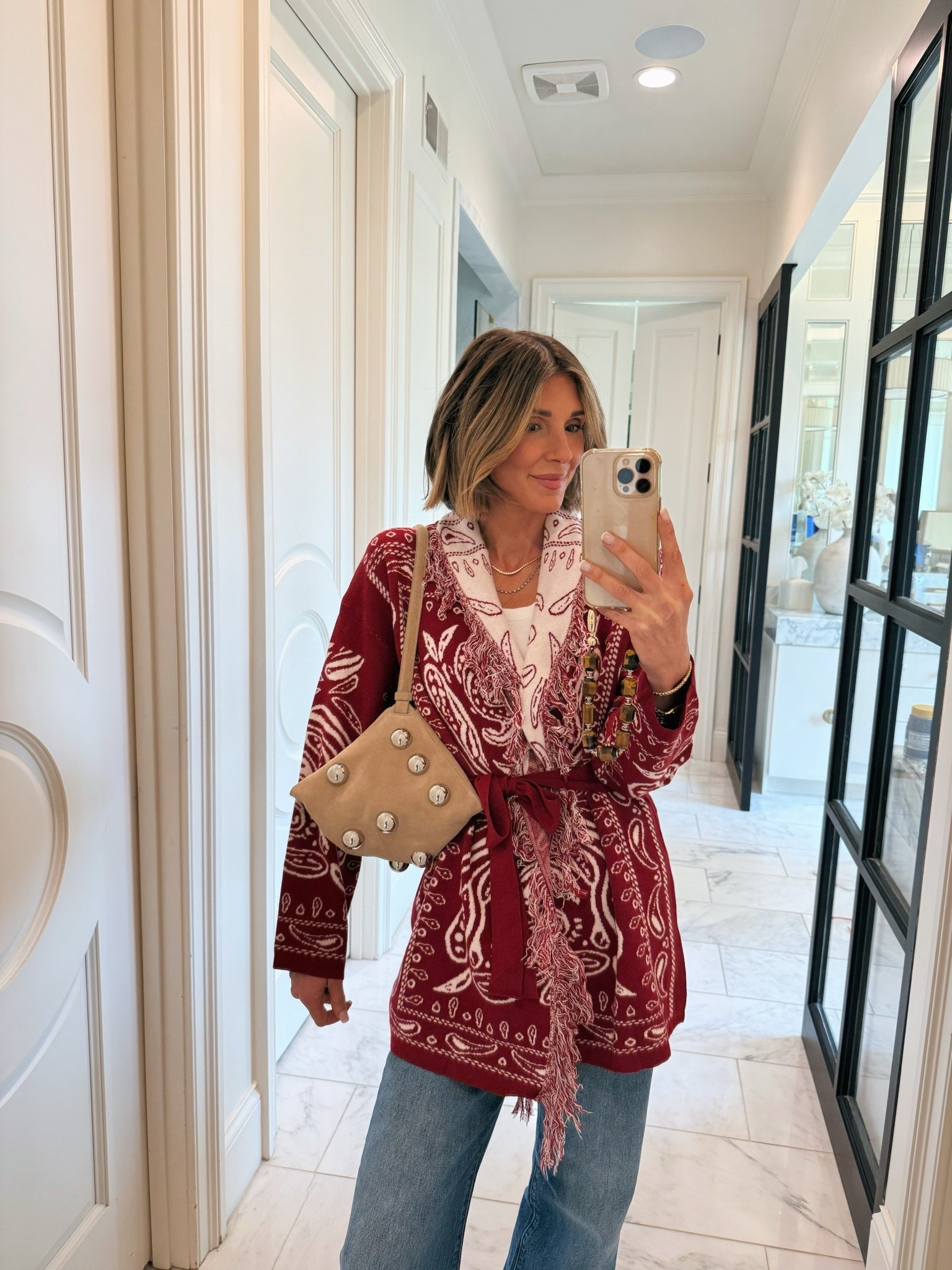 Outfit of the day! This Amazon cardigan is so chic. Comes in many colors!

#LTKootd #LTKOver40 #LTKSeasonal