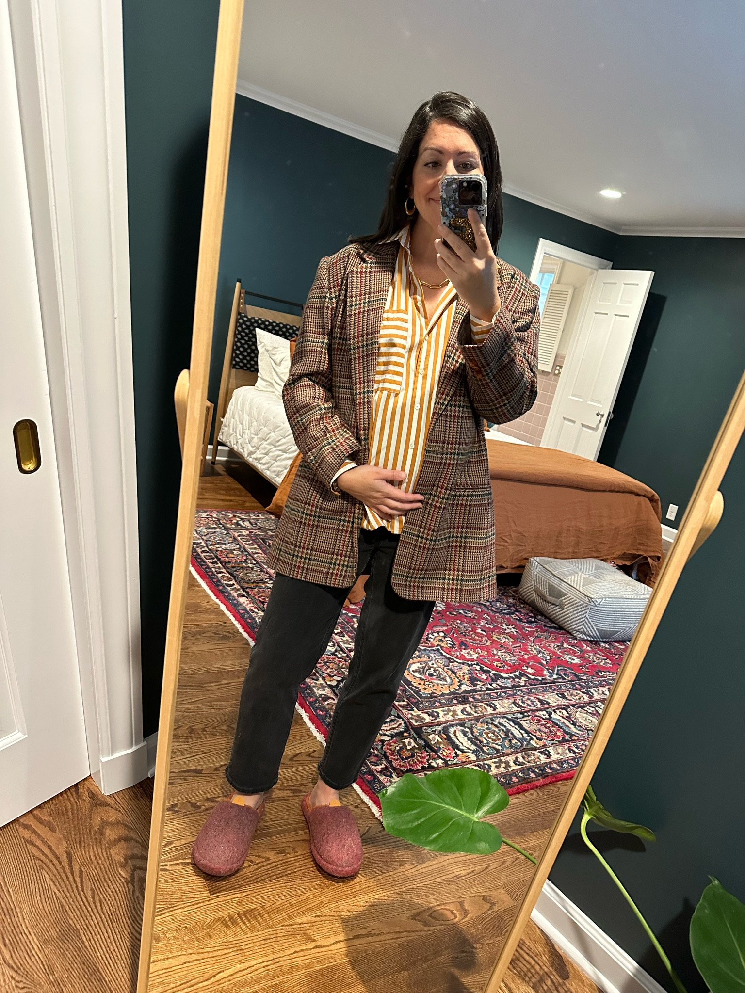 This AYR button-down was already a favorite of mine but I’ve been able to wear it throughout pregnancy too - a true win-win! 

#LTKworkwear #LTKbump #LTKSeasonal