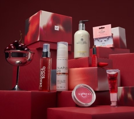 Lookfantastic The Christmas Present

#LTKuk #LTKbeauty #LTKfestive