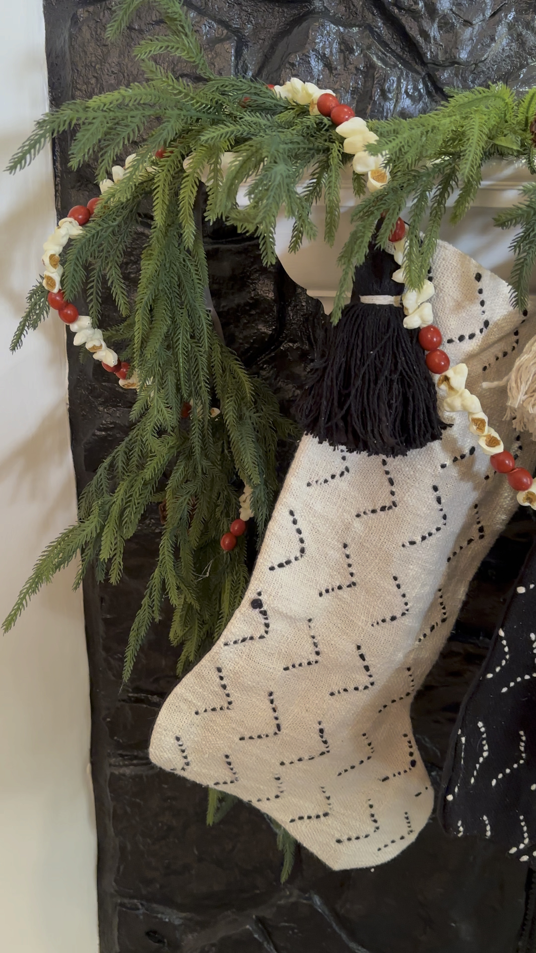 Cedar garland under $100

Garland - wreath - greenery - Christmas garland - cedar garland- holiday garland 

#LTKHoliday #LTKhome