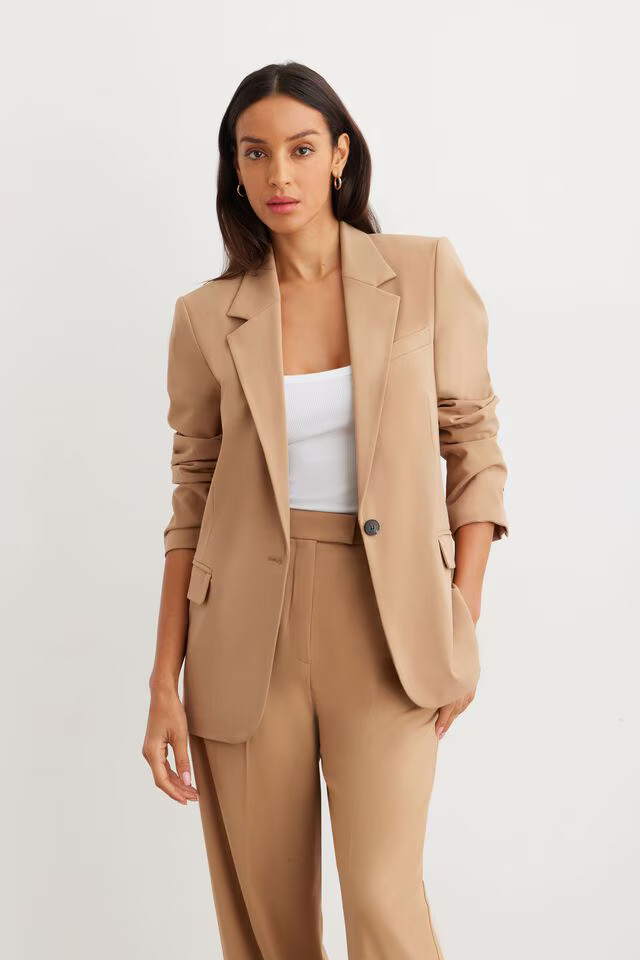 Lorelei Slim Blazer | Dynamite Clothing