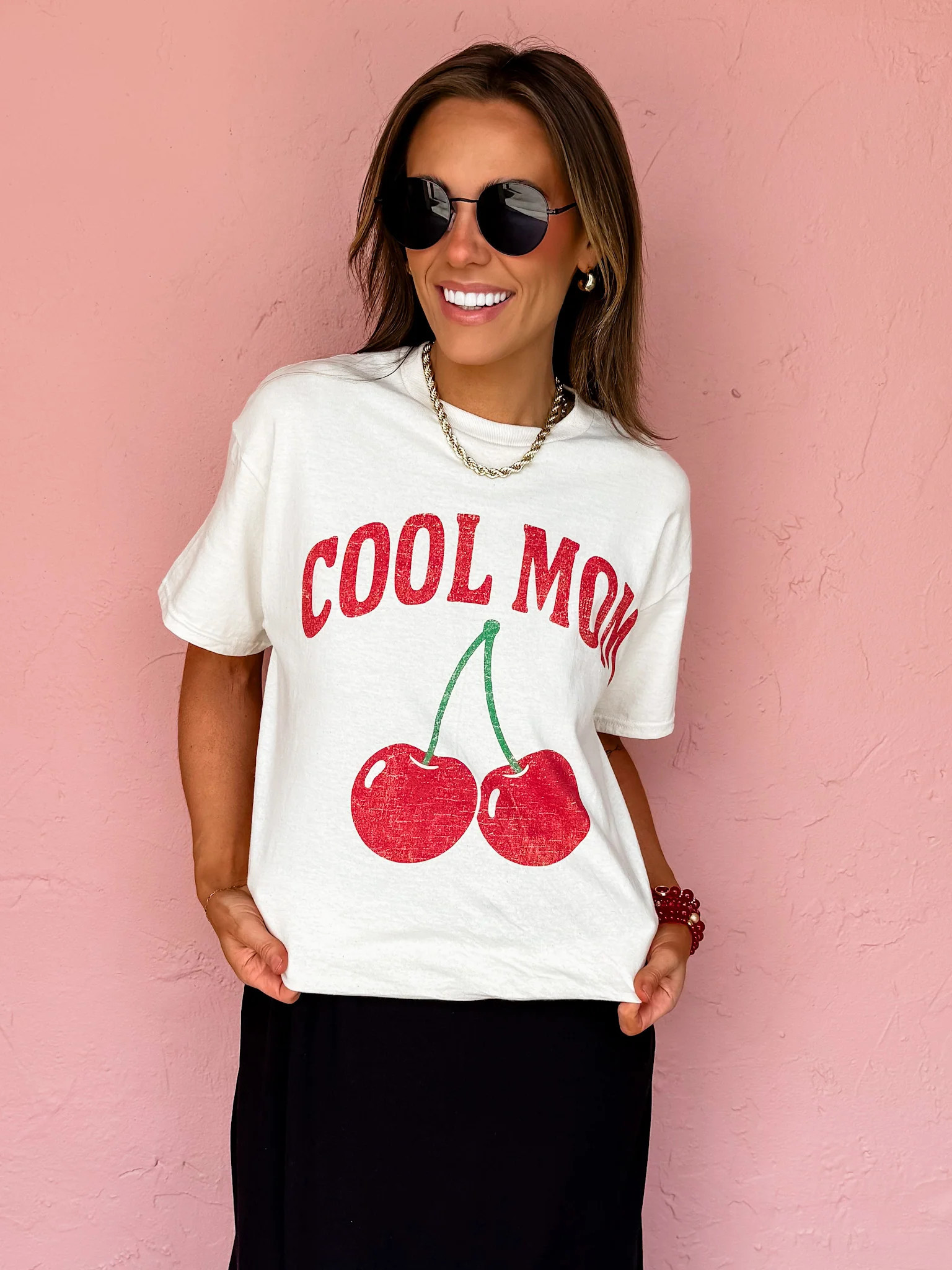 Cool Mom Cherry Graphic Tee M/L | Ruthie Grace