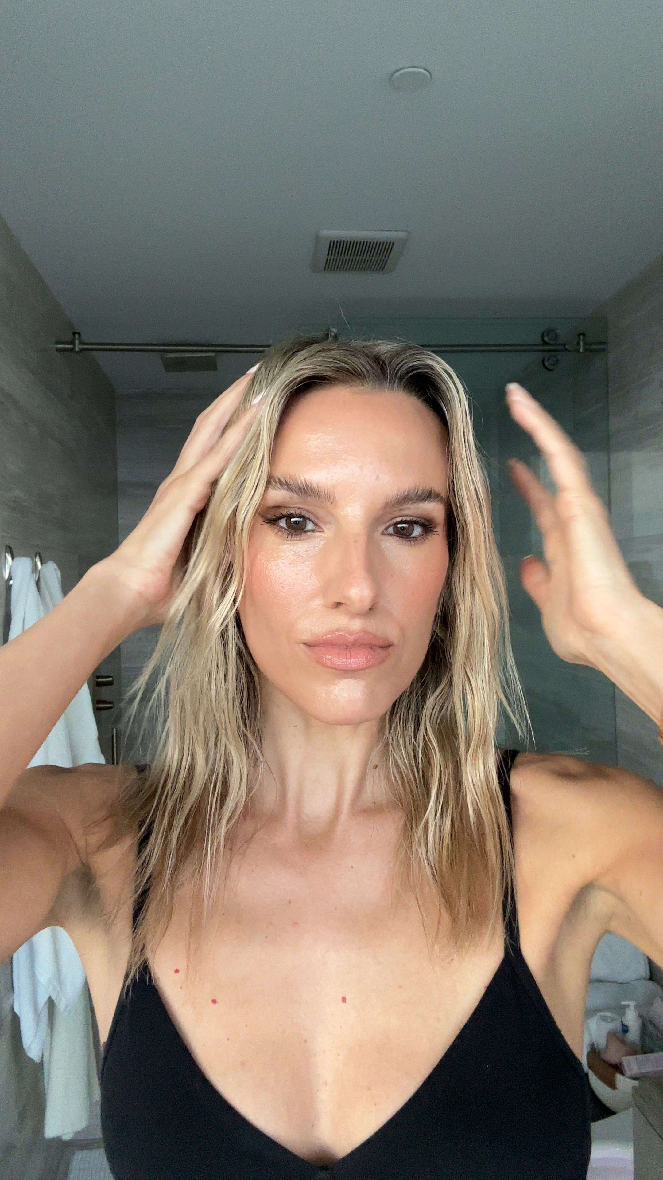 Glowy makeup look for a night out 

Makeup beauty glowy skincare night out 

#LTKstyletip #LTKVideo #LTKbeauty