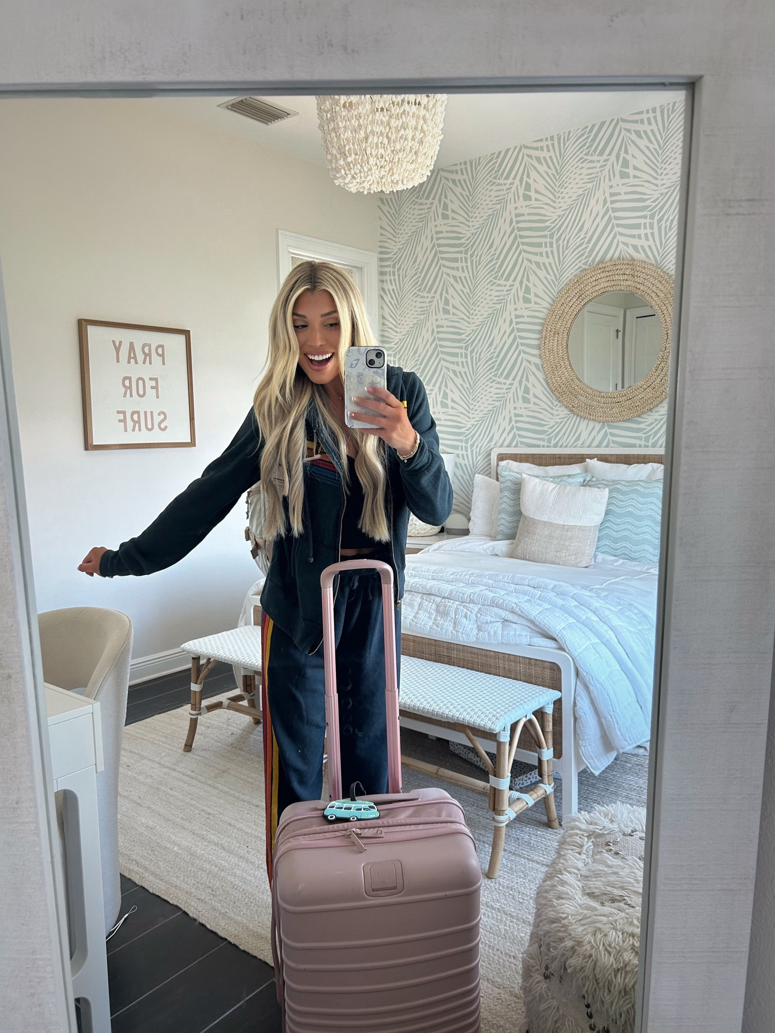 Travel OOTD!!!🛩️🤍🗺️ Wearing a comfortable set on the plane>>> This one from Aviator Nation is SO soft & is my favorite set to travel in. Comes in multiple colors:)

#LTKTravel #LTKStyleTip