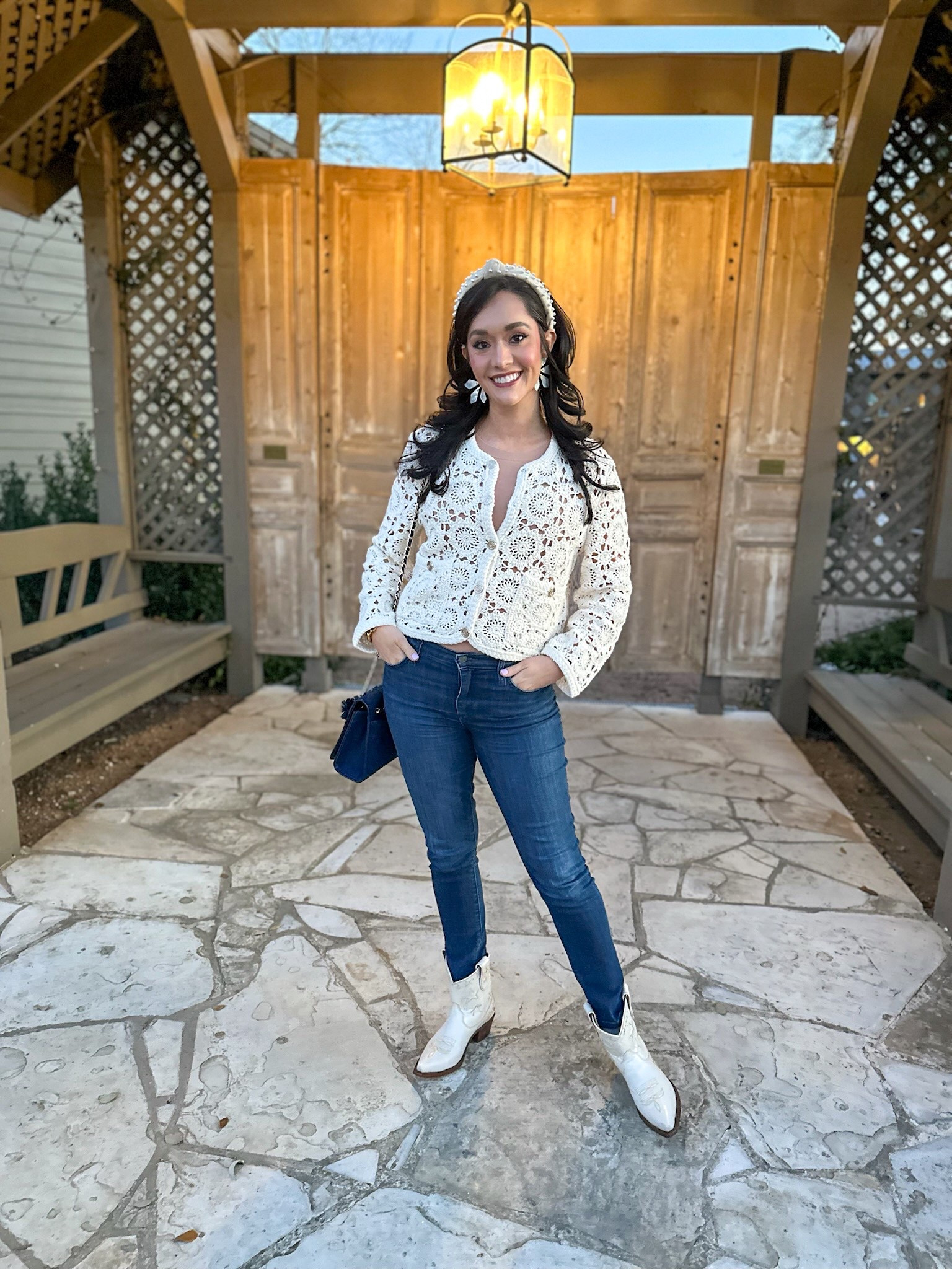 Round top weekend

#LTKSeasonal #LTKShoeCrush #LTKTravel