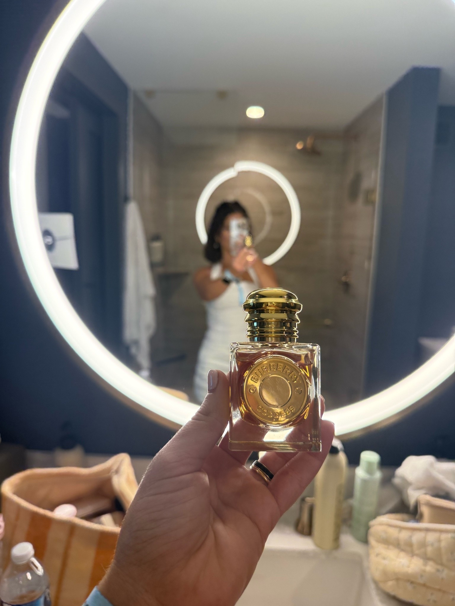 What I smell like 👀🤤 a rich warm vanilla smell.. it’s so good!!

#LTKBeauty