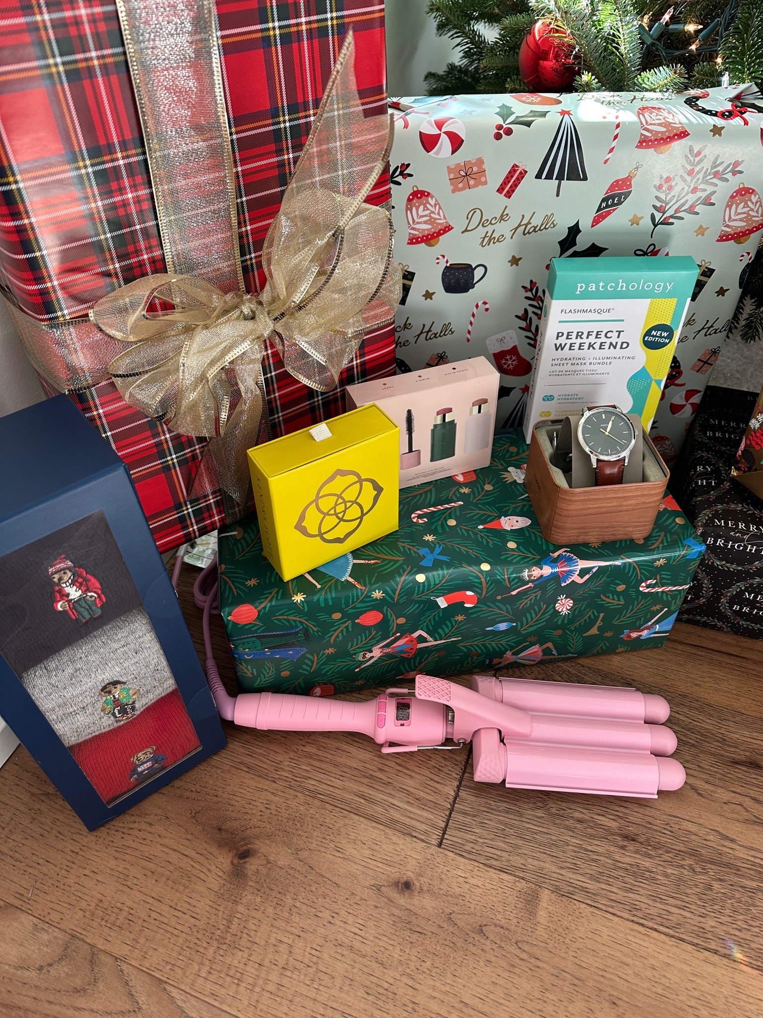 4 gifts for my teens this holiday season! 
@nordstrom
#nordstrompartner

#LTKSeasonal #LTKHoliday #LTKGiftGuide