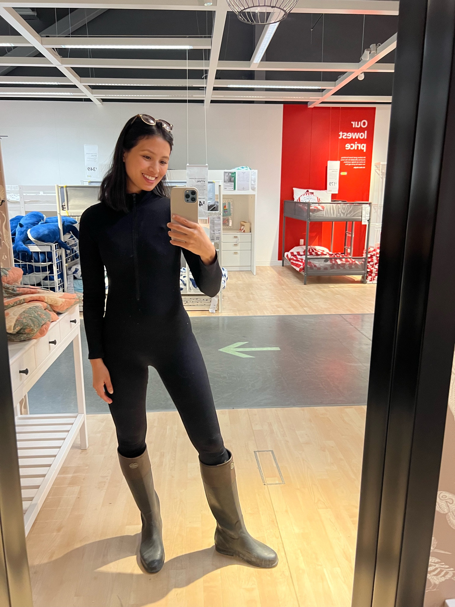 Giving Kim Possible 


13 weeks pregnant 🤰 

#LTKbump #LTKsalealert #LTKbaby