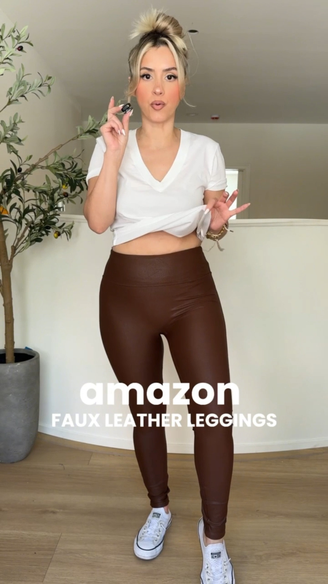 My favorite faux leather leggings 😍

#LTKootd #LTKPetite #LTKFindsUnder50