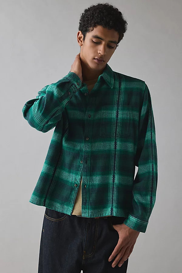 BDG Plaid Flannel Flat Hem Long Sleeve Shirt in Green, Men's at Urban Outfitters | Urban Outfitters (US and RoW)