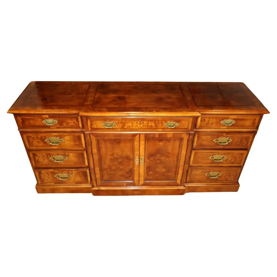 Henredon Ashton Court Burl Walnut Sideboard Server Buffet | 1stDibs