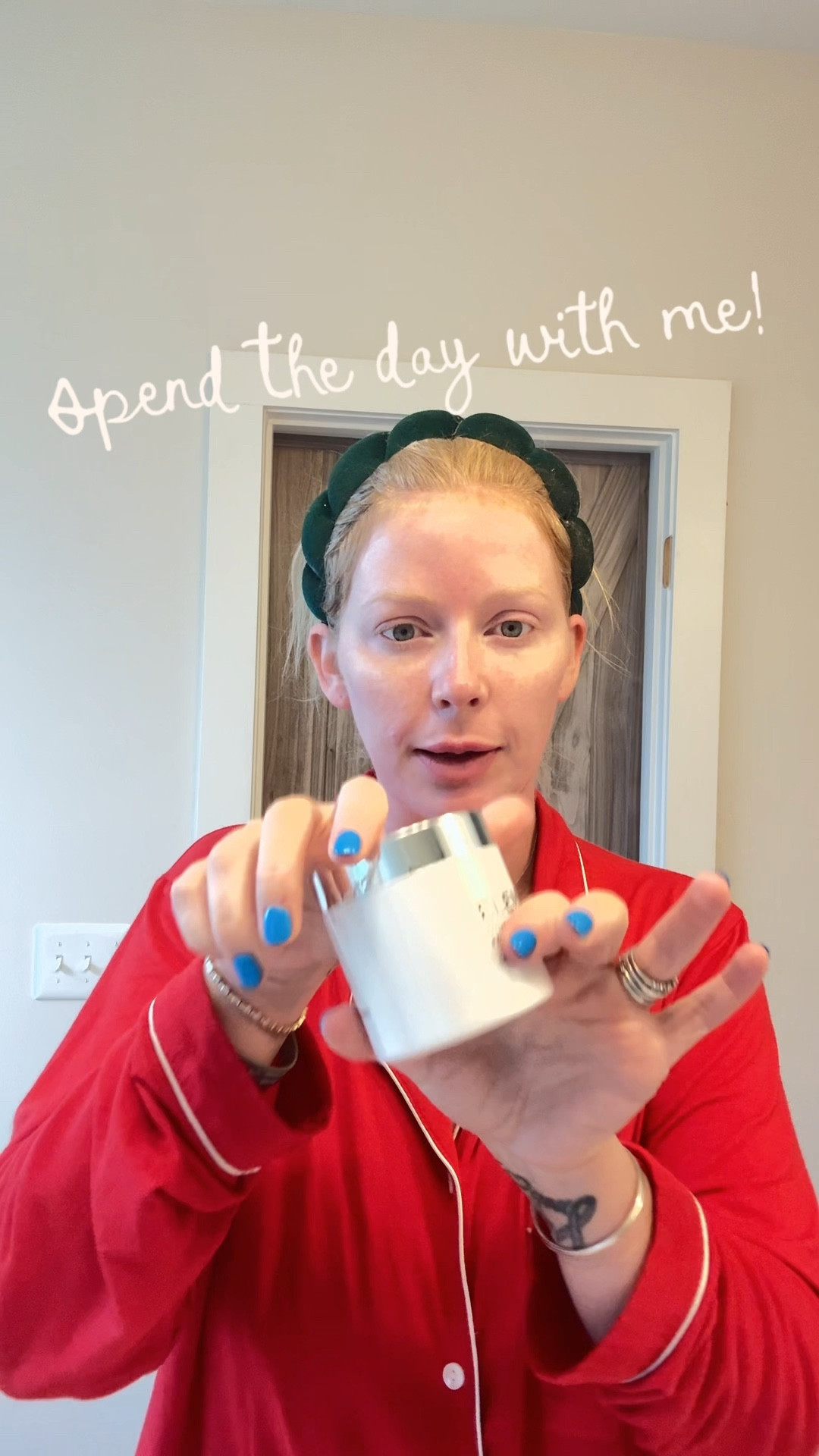 Spend the day with me!
Working mom day in the life
💚DIVI discount code: SUNDAYSINYELLOW

#LTKFamily #LTKHome #LTKWorkwear