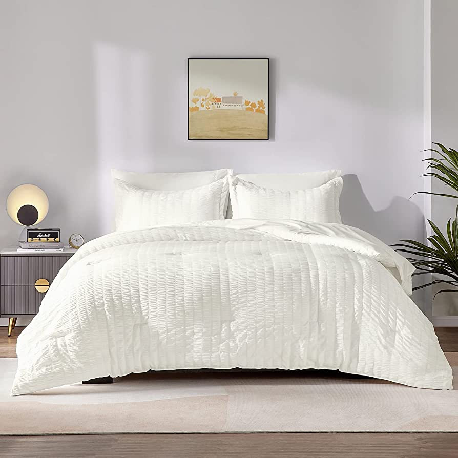CozyLux King Seersucker Comforter Set with Sheets Ivory Bed in a Bag 7-Pieces All Season Bedding ... | Amazon (US)