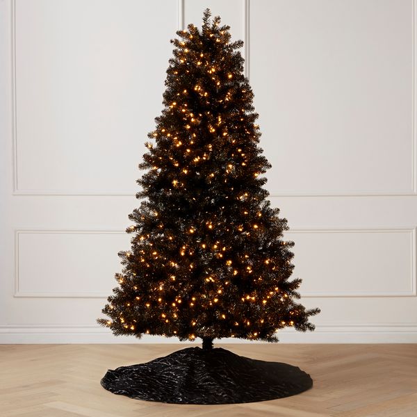 Pre-Lit Black And Gold Tree 7' | Z Gallerie