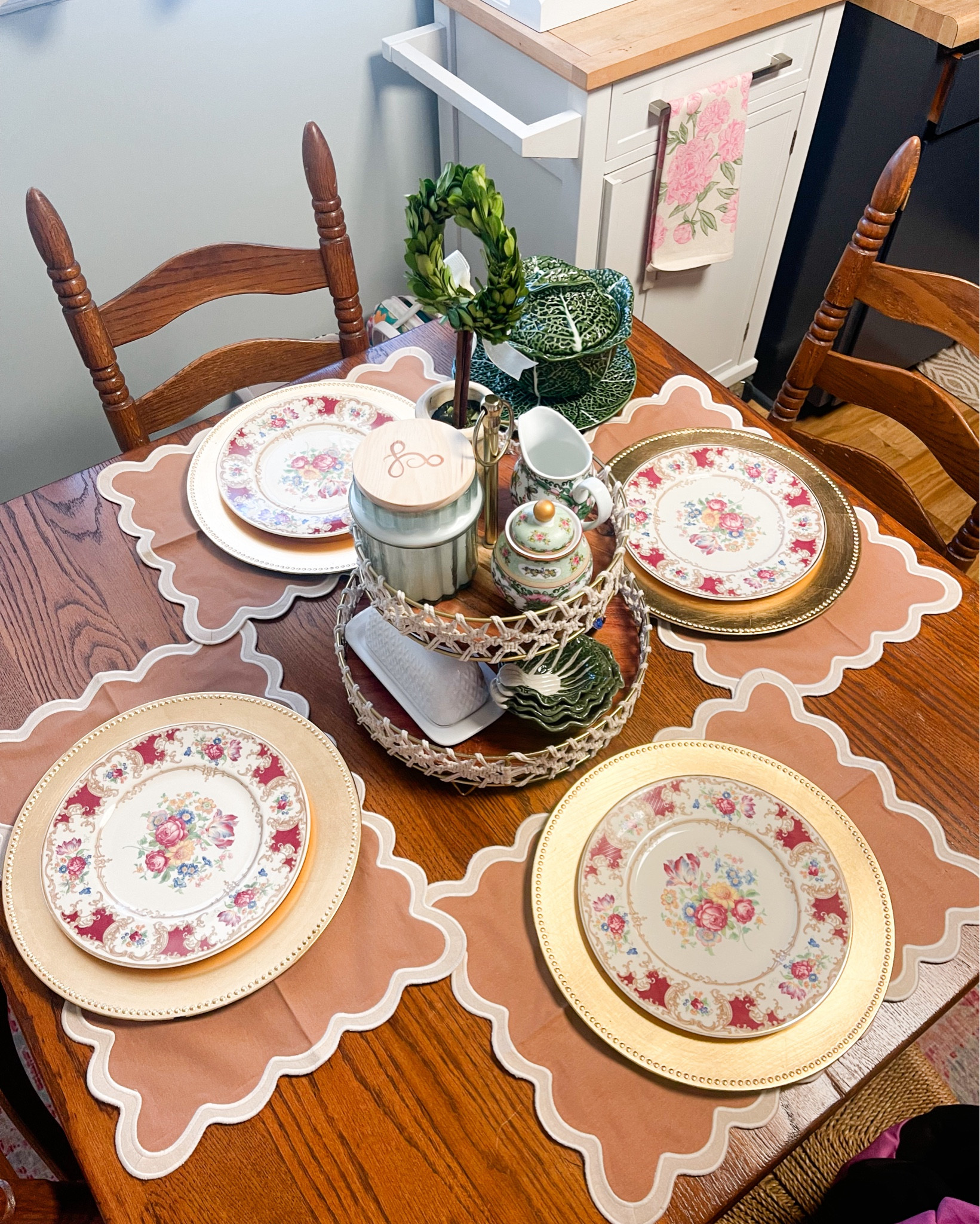 The perfect scalloped placemats to elevate your seasonal table 🤎 they have multiple colors and a great price point! 

#LTKHoliday #LTKFindsUnder50 #LTKSeasonal