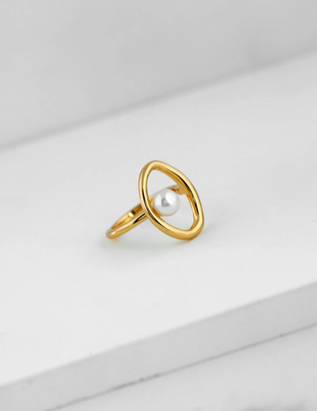 Pearl Orbit Ring - 18k Gold Jewelry by Apelila | Apelila Jewelry