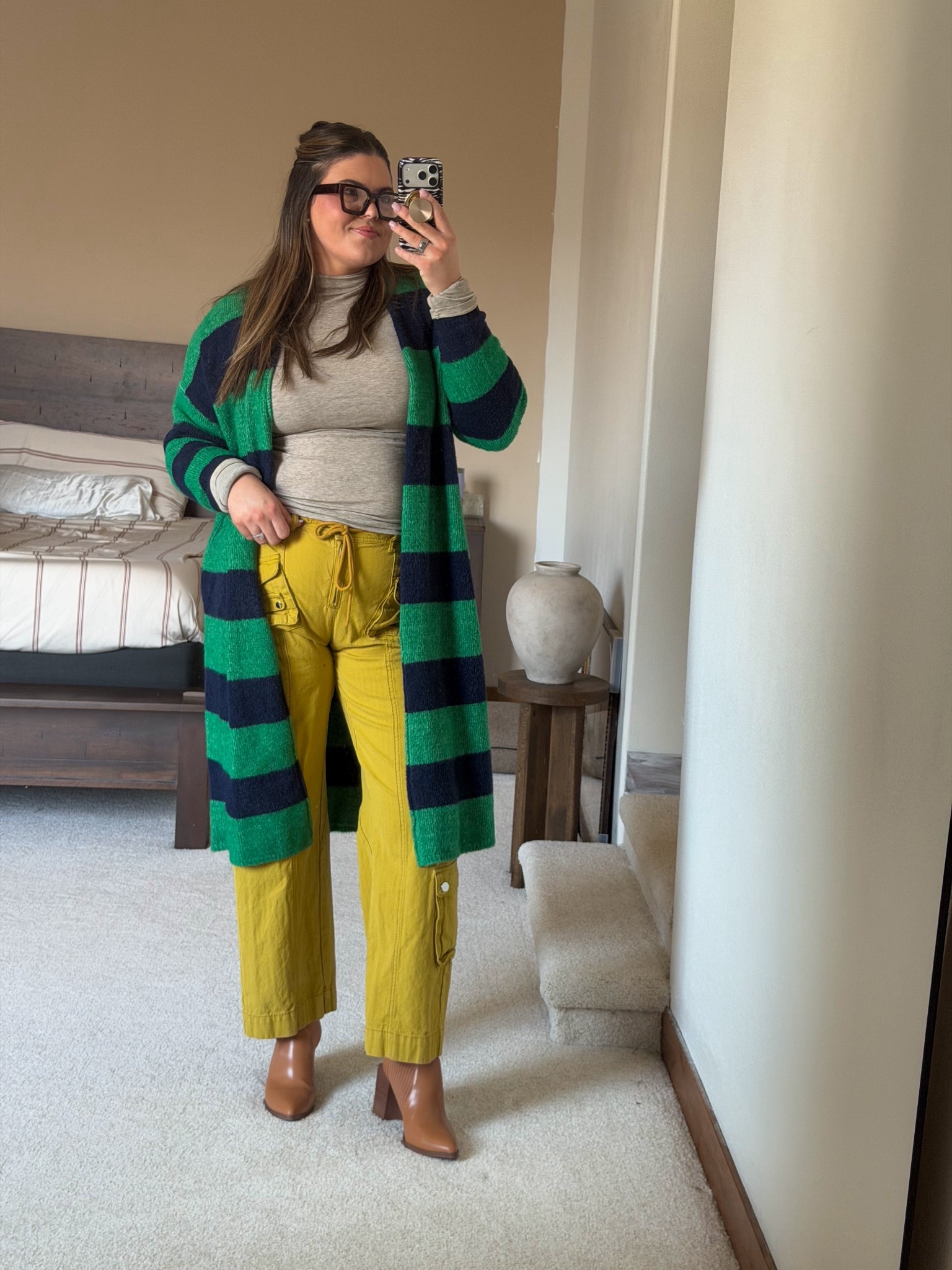 Follow for more realistic outfit ideas on a realistic body 🖤 

#midsize #aize14 #postpartumoutfit 
....
Size 14, midsize, postpartum, Mom outfits

#ltkmomlife #ltktall #ltkmidsize