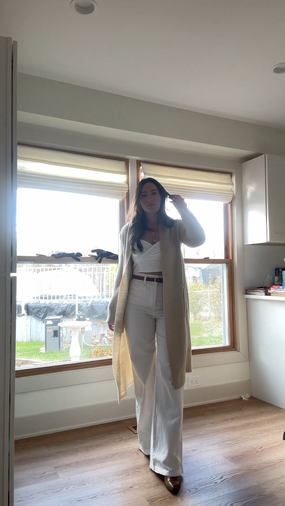 Adding a pop of color is one of the simplest ways to elevate an outfit and give it instant personality. As a stylist, I love using a contrasting color to highlight your best features and create visual interest without overwhelming the look. It’s a small detail that brings balance, confidence, and a sense of intentional style to any ensemble.

#LTKootd