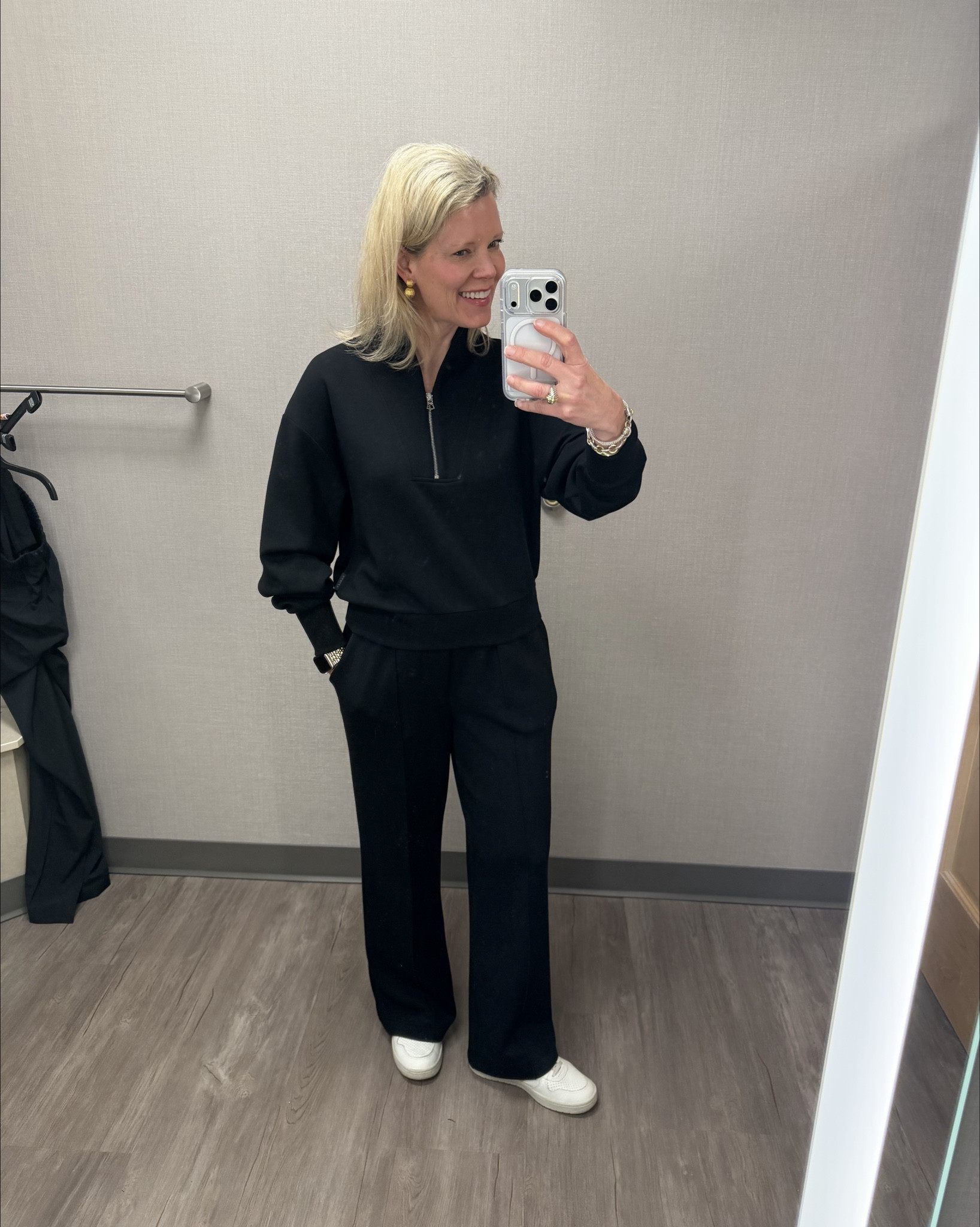 Tried on a new Varley set today and LOVE IT!!!  The fabric is the softest ever and you can’t beat the quality.  Worth every penny 😍 @Varley 

#LTKActive #LTKTravel #LTKdayinmylife