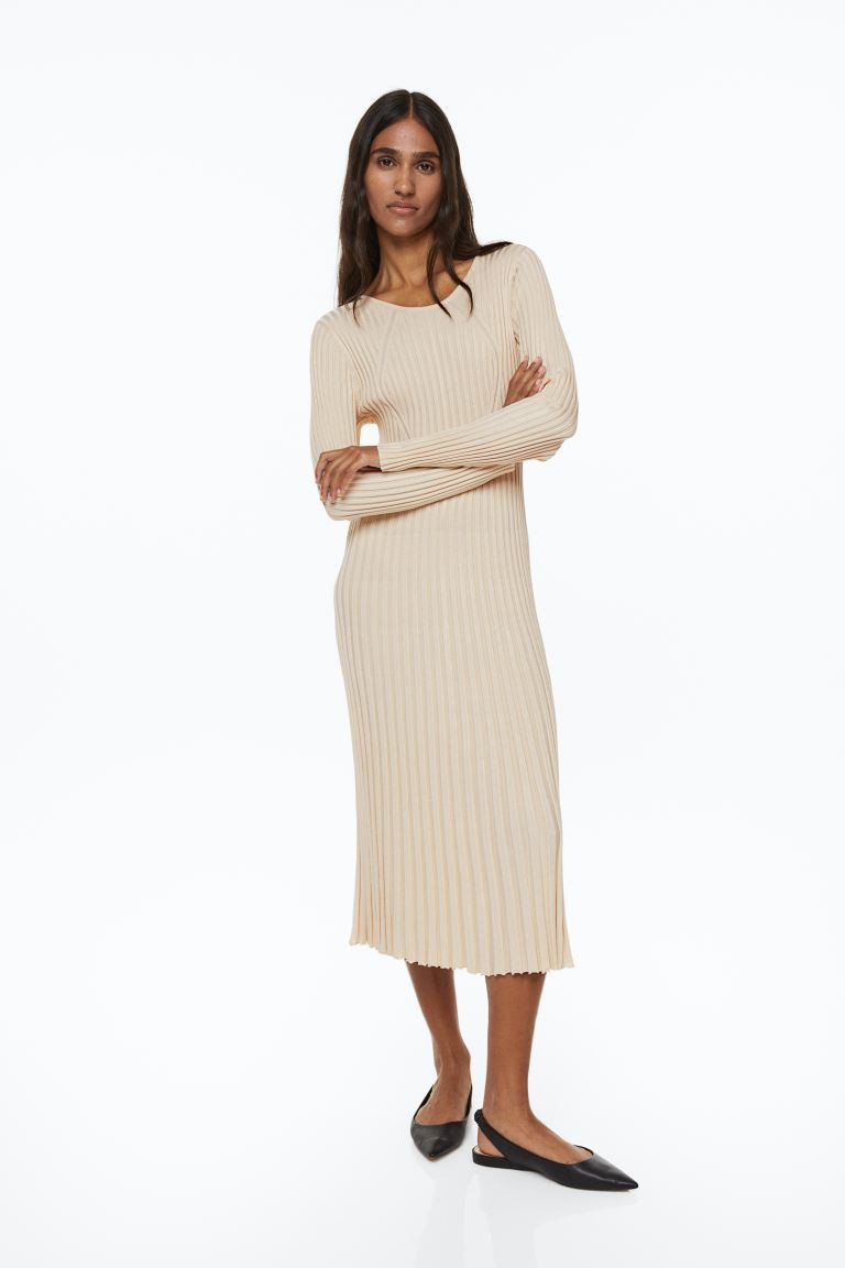 Rib-knit dress | H&M (UK, MY, IN, SG, PH, TW, HK)