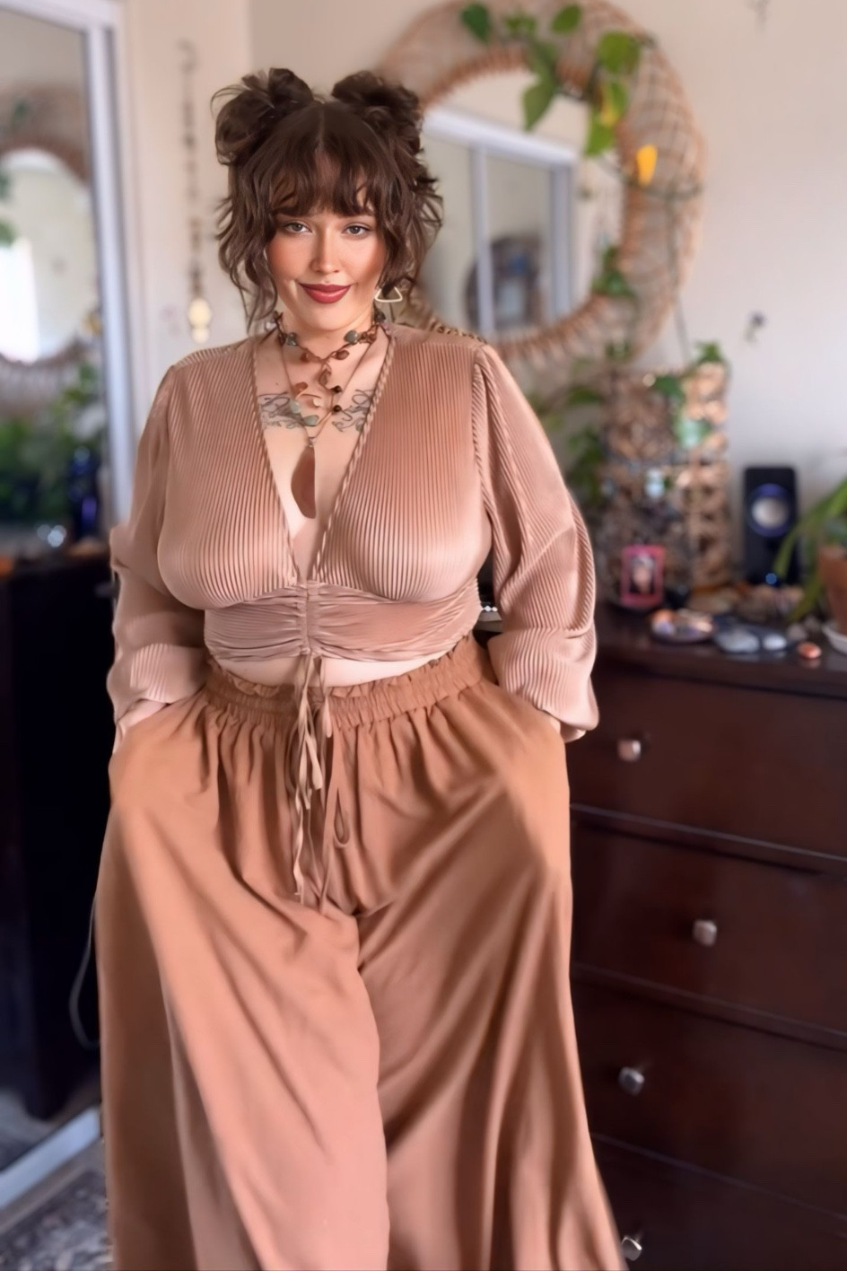 Curly space buns add so much more fun to my outfits! 

I swear I instantly feel more joy once I have those set ✨

Pro Tip: Monochromatic looks are always a vibe! Make them close, but not EXACT🤎

My measurements: 5’6 / size 12-16 / 200lbs

Check my LTK (in bio) for links to bottoms and other posts as well! You can also comment LINKS and I’ll DM them to you :)

POLL - Which hairstyle do you like most?✨💛👇
#clothes #style #fashion #fashionblog #styletips #boho #hippie #midsize #curvy #loveyourself #plussize #hopecore #yourebeautiful #lovinglife #dressforyou #femalegaze #confidence #wardrobe
#WearWhatFeelsGood #StyleYourWay
#ComfortOverEverything #amazon

#LTKPlusSize #LTKFindsUnder50 #LTKMidsize