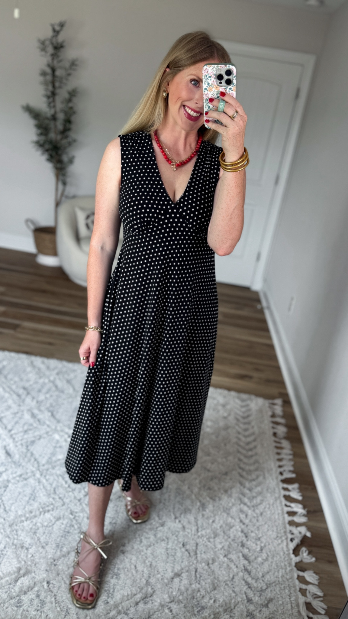 Weekend Walmart Wins try on 
Polka dot midi dress- small

#LTKmomlife #LTKootd