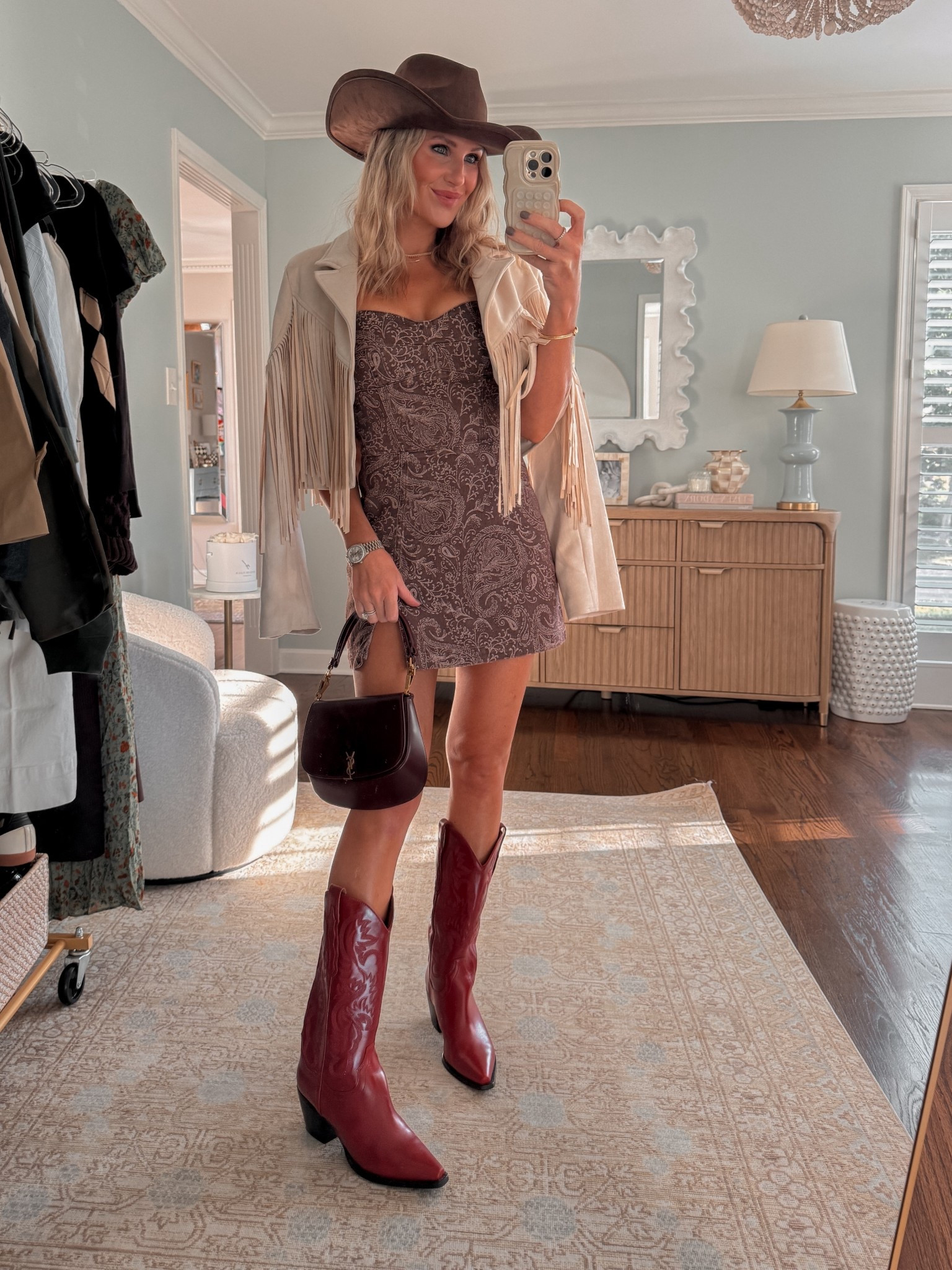 Gone country 🎵

#LTKShoeCrush #LTKSeasonal #LTKStyleTip