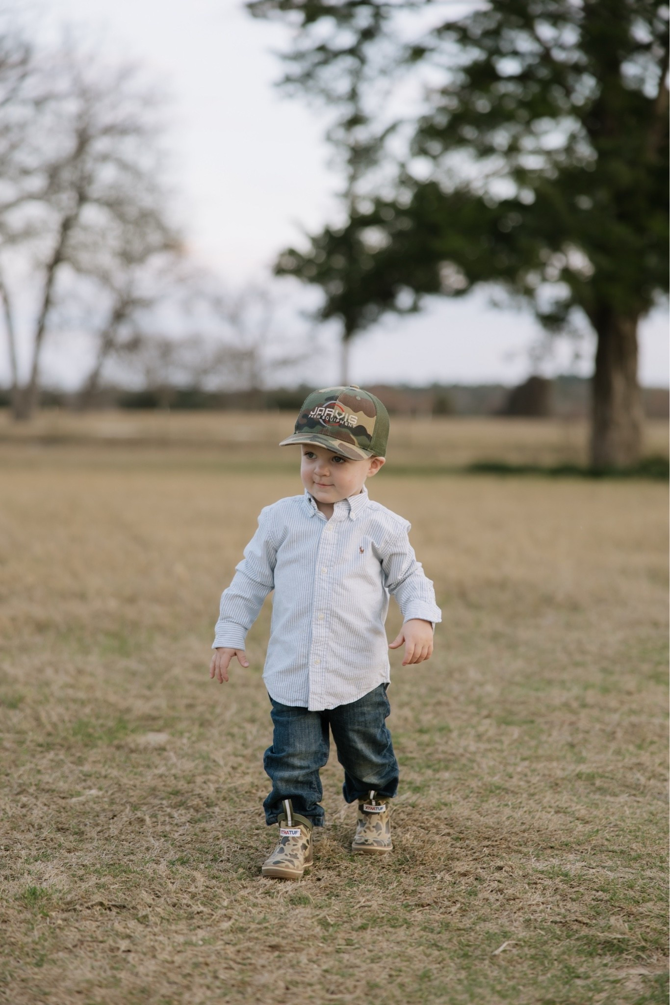 I always get asked about Coopers little mud boots, so I figured it was time to link them. 🤪
The only shoe my toddler will wear & he wears them every single day (even for family photos LOL).

#LTKKids
