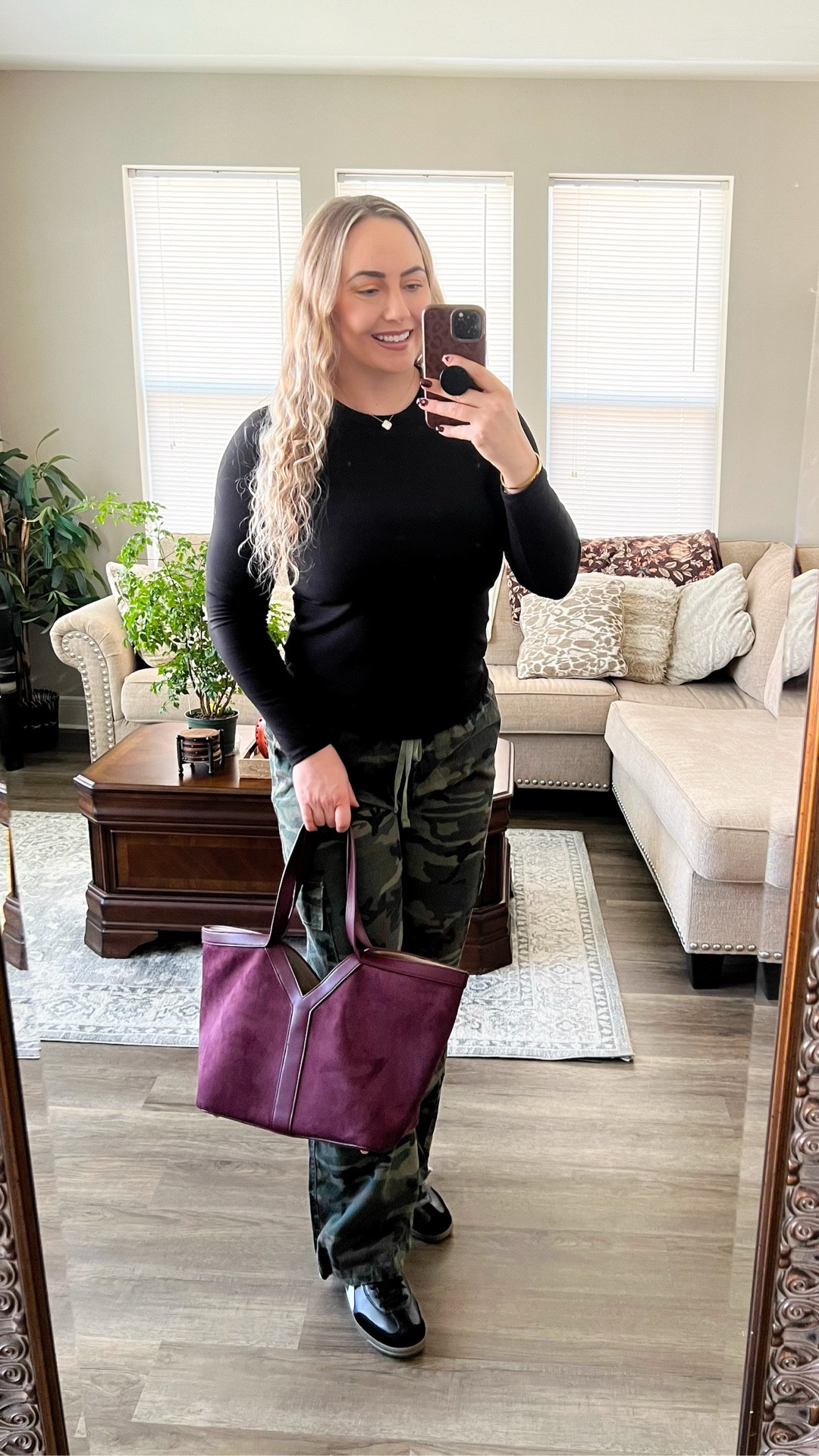 Comfy meets chic 💚
These high-waist camo joggers are a dream — soft, stretchy, and so flattering with an elastic waistband that moves with you. Bonus: they come with a long inseam option for my tall girls 🙌 Perfect for running errands, travel days, or a casual coffee run.

👜 Outfit details:
Top – classic black knit
Pants – high-waist camo joggers (stretchy & tall-girl friendly)
Bag – deep plum suede tote for a pop of color

#tallgirlfashion #fashionstyle #styleinspiration #ootd #outfitinspiration #fallvibes #fallfashion #camopants



#LTKStyleTip #LTKTall #LTKFindsUnder50