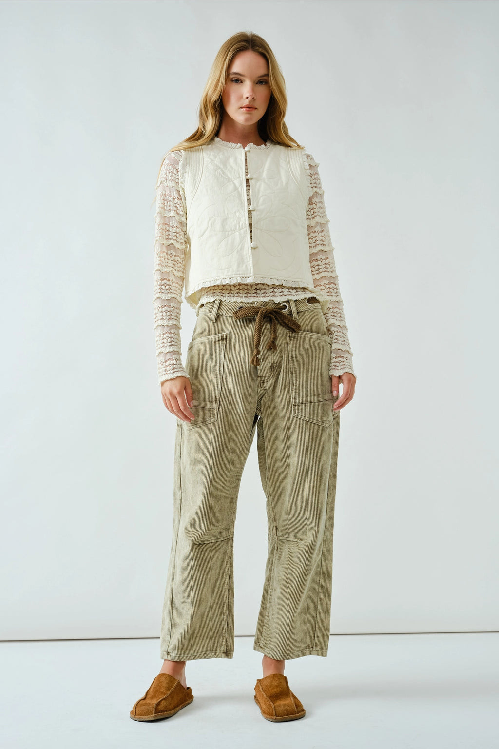 Tessa Barrel Corduroy Pants - Dove | Ama La Vita