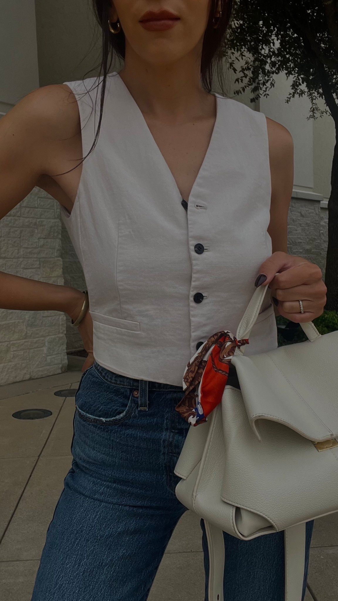 Casual everyday outfit 

#LTKFindsUnder50 #LTKStyleTip #LTKFindsUnder100